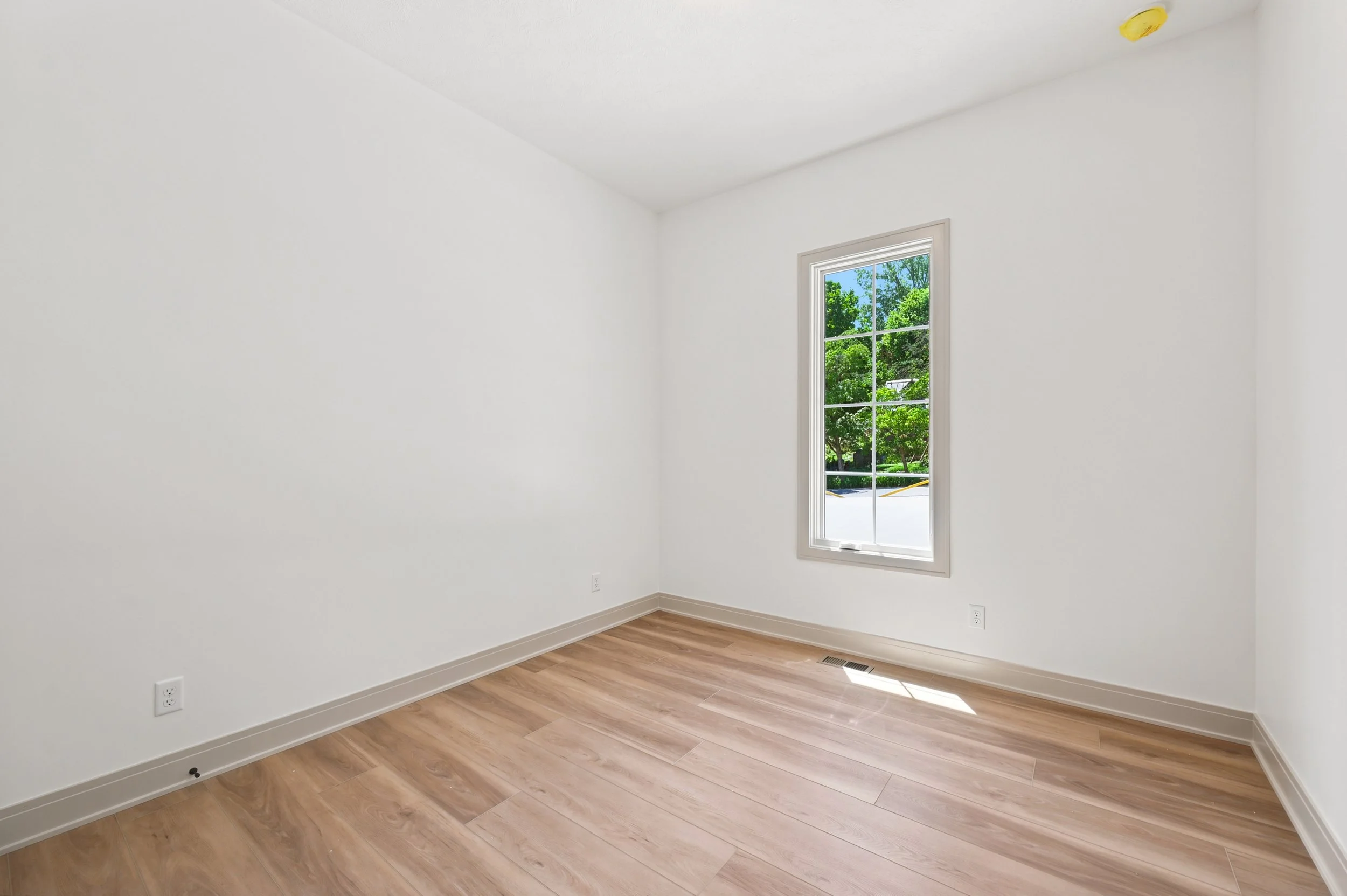 409 n st Claire_040.jpg
