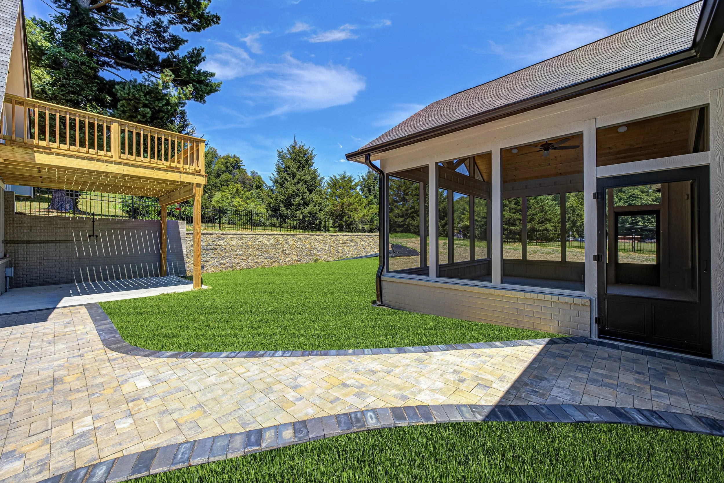 409 n st Claire_Ext_08.jpg