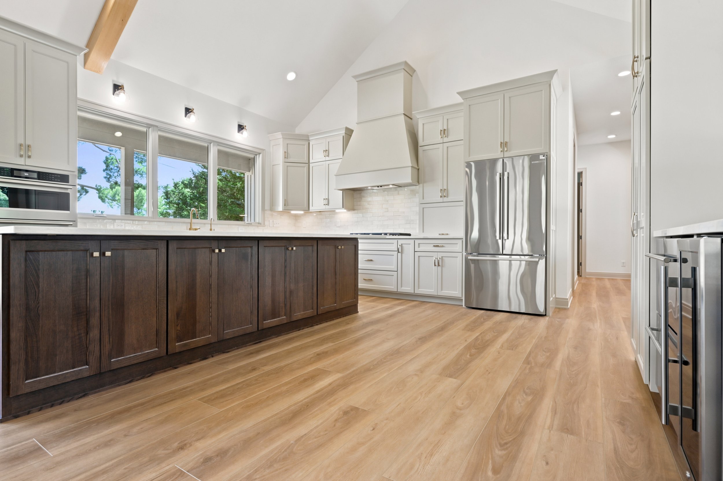 409 n st Claire_015.jpg