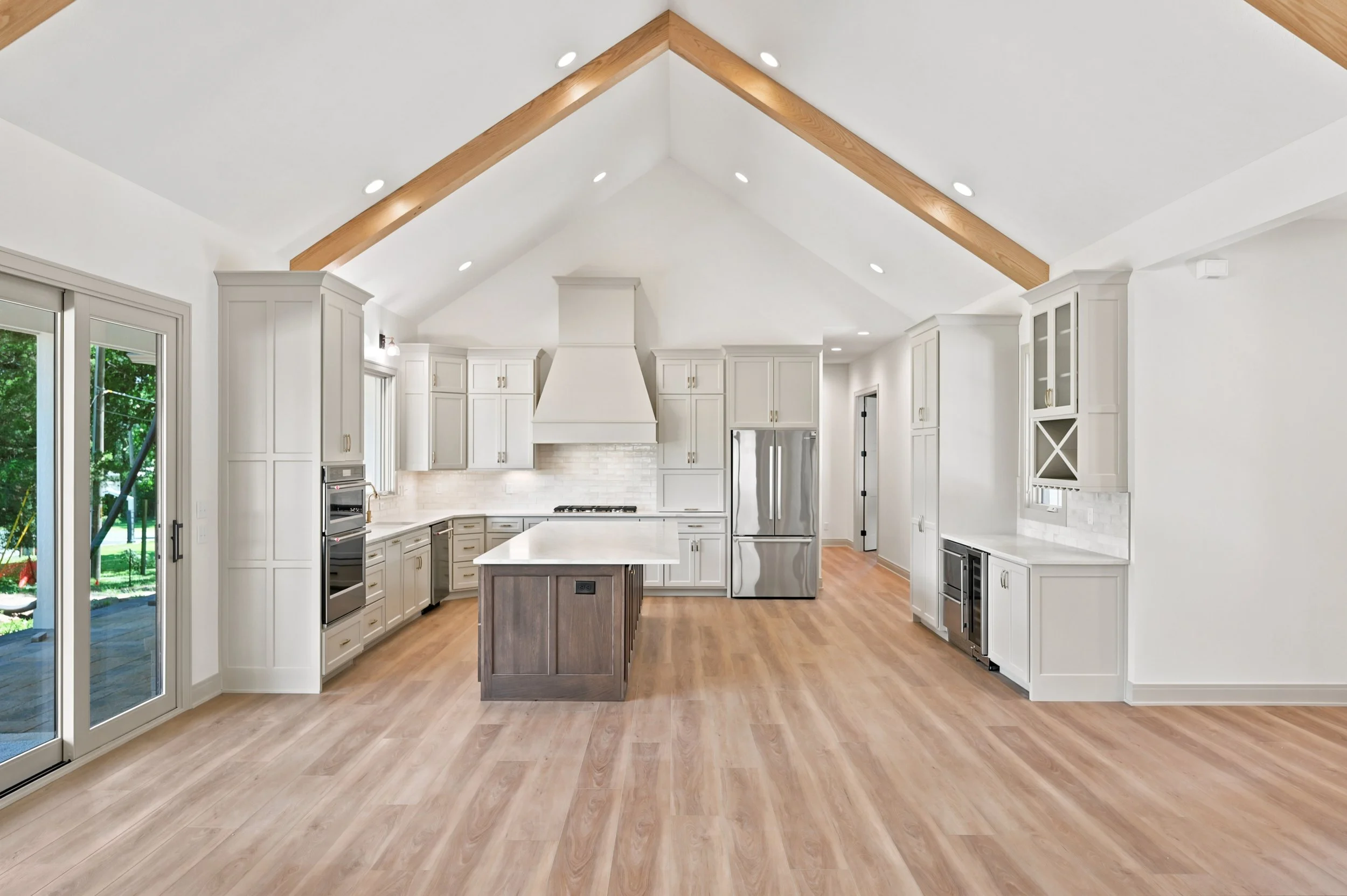 409 n st Claire_008.jpg
