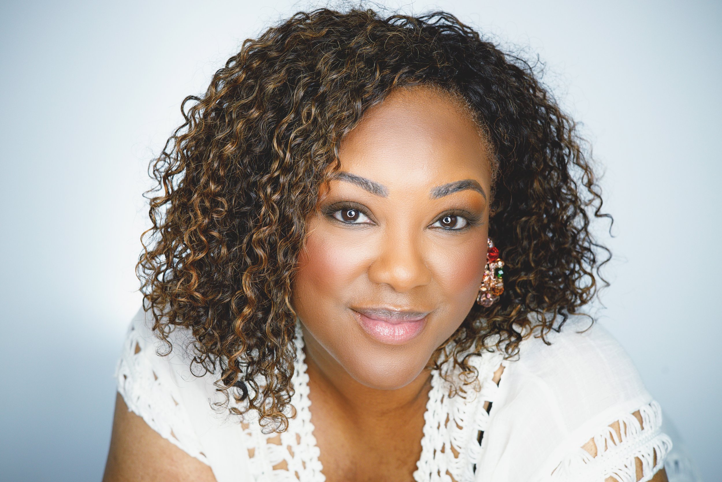 Nourish to Flourish: The Power of Nutrition for Skin Health After 40