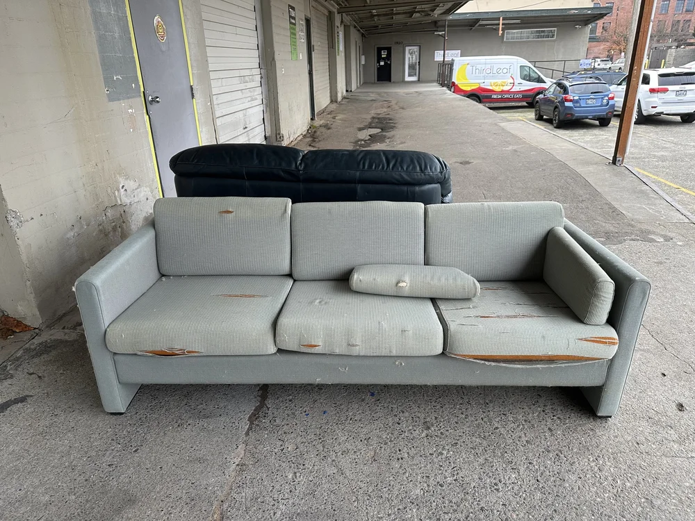 couch7.jpg