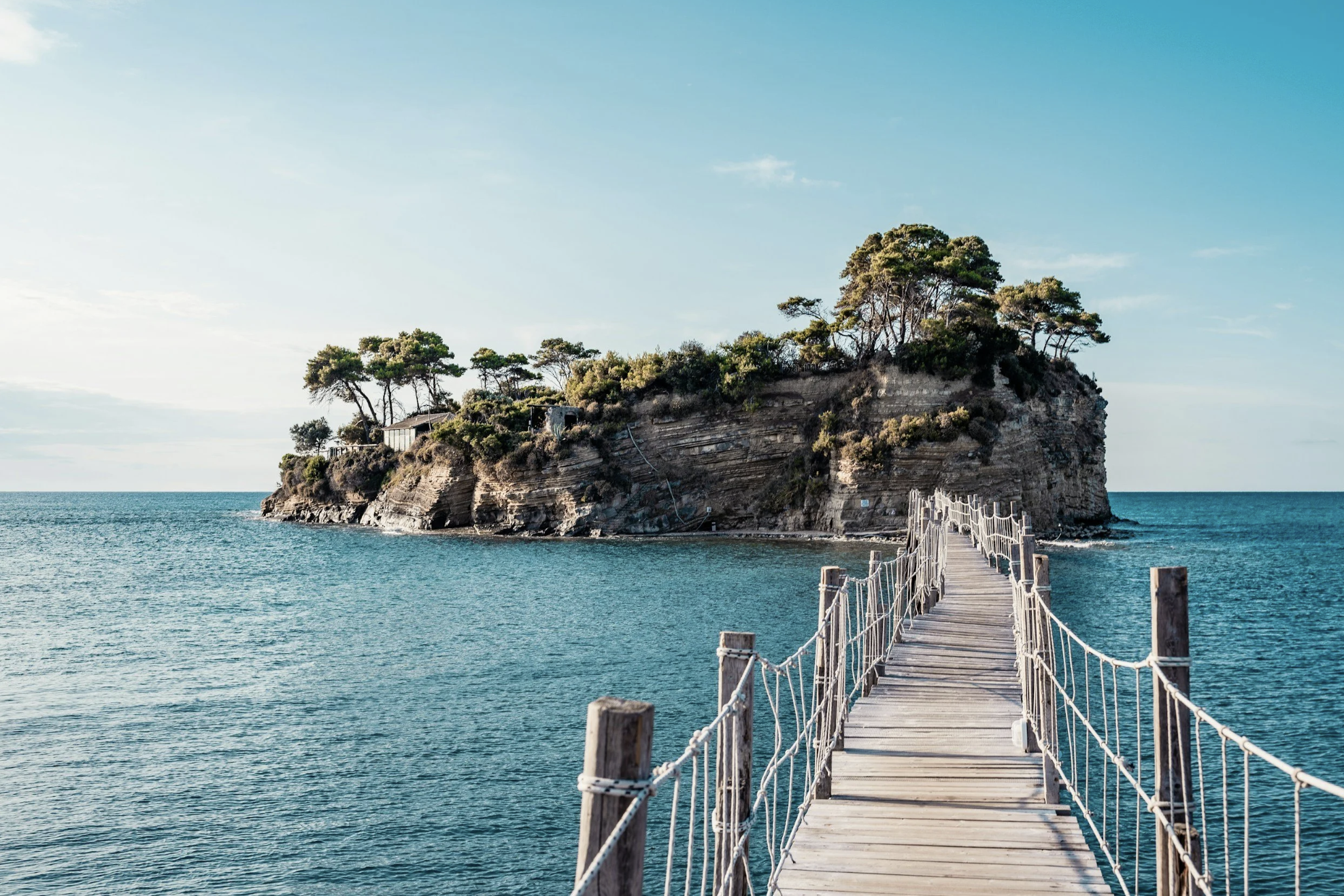 Why Booking With a Travel Advisor Saves You Money &amp; Stress