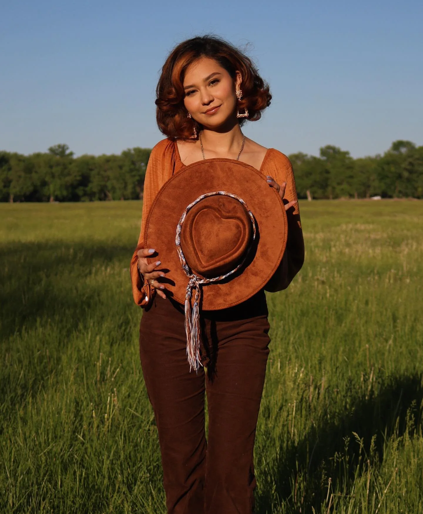 Our heart sombreros are perfect for the spring/summer, currently available in two colors!