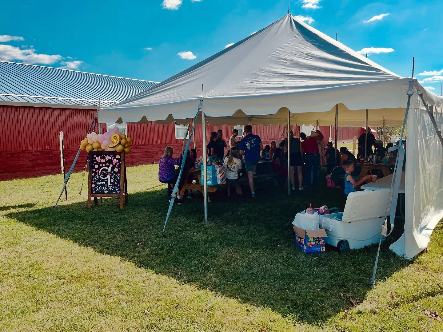 PRIVATE PARTY TENT RENTALS! 🎉 

Host your next special event on the farm during our Fall Festival this October! Our private party tent is the perfect option for a variety of groups including:

🎂 Birthday Parties
🧑&zwj;🧑&zwj;🧒&zwj;🧒 Family Gathe