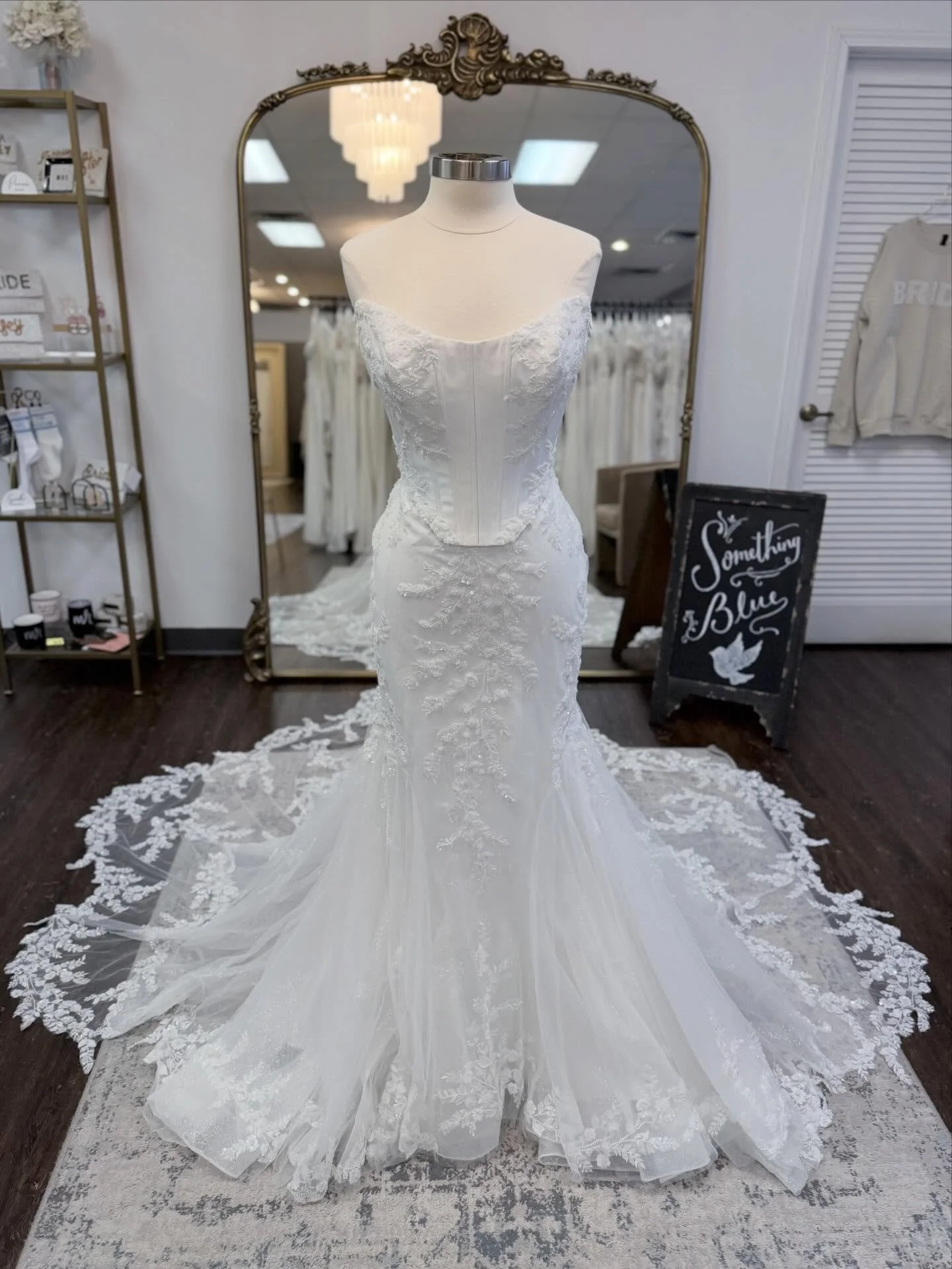 She&rsquo;s what all the girls want ✨

This week&rsquo;s pick for #weddinggownwednesday is definitely going to be the &ldquo;It Girl&rdquo; gown of the season! 🤍

Designer: @maggiesotterodesigns 

#somethingbluebridal #somethingbluebride 

Wedding D