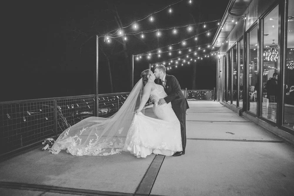 Always &amp; Forever 🤍 Amanda &amp; Jeremy&rsquo;s big day is on the blog!

Dress &amp; Veil: @missstellayork from Something Blue Bridal
Photography: @alyssa.grace.photography 
Venue: @theallureonthelake 
Flowers: Family Friend
Cake &amp; Cupcakes: 