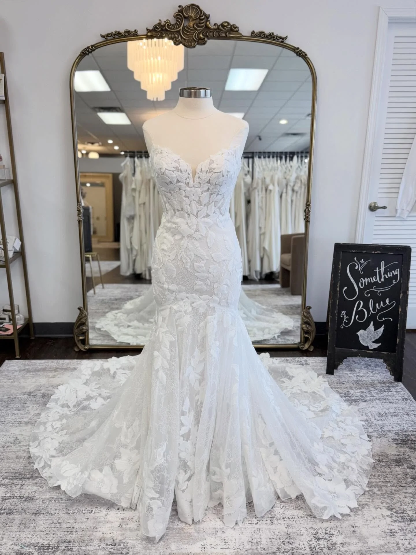 Lovely lace and the perfect fit! ✨

This week&rsquo;s #weddinggownwednesday dress is a brand new arrival with a strapless, plunge neckline, fit and flare silhouette and the prettiest matte lace!🤍

#somethingbluebridal #wgw

wedding gown wednesday &b