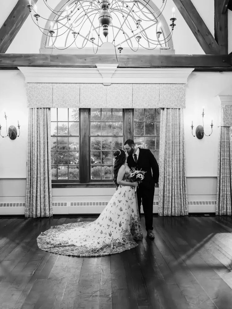 On the blog: Lauren &amp; Derek&rsquo;s whimsical wedding✨

Dress: @madilanebridal from Something Blue Bridal
Headpiece: @tiadorojewelry from SBB
Photography: @kyrajeanphoto 
Venue/Hot Dog Cart/Cake: @publickhousesturbridge