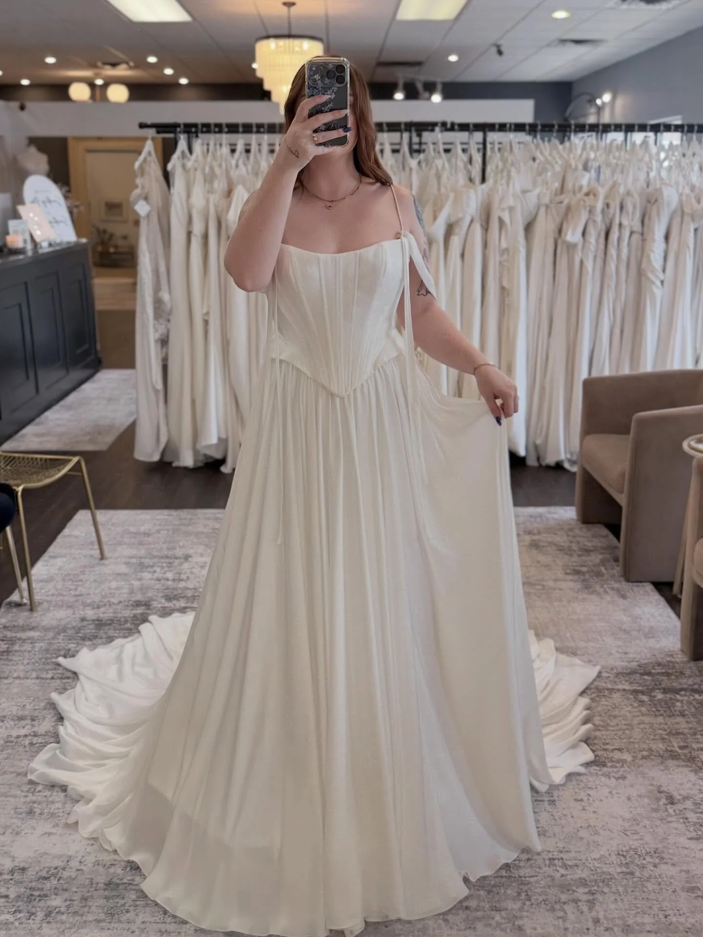 Structured, flowy, and absolutely beautiful 🤍

Designer: @allwhowander 

#selfiesunday #somethingbluebridal 

wedding gowns &bull; selfie sunday &bull; wedding dress shopping &bull; bridal boutique &bull; yes to the dress