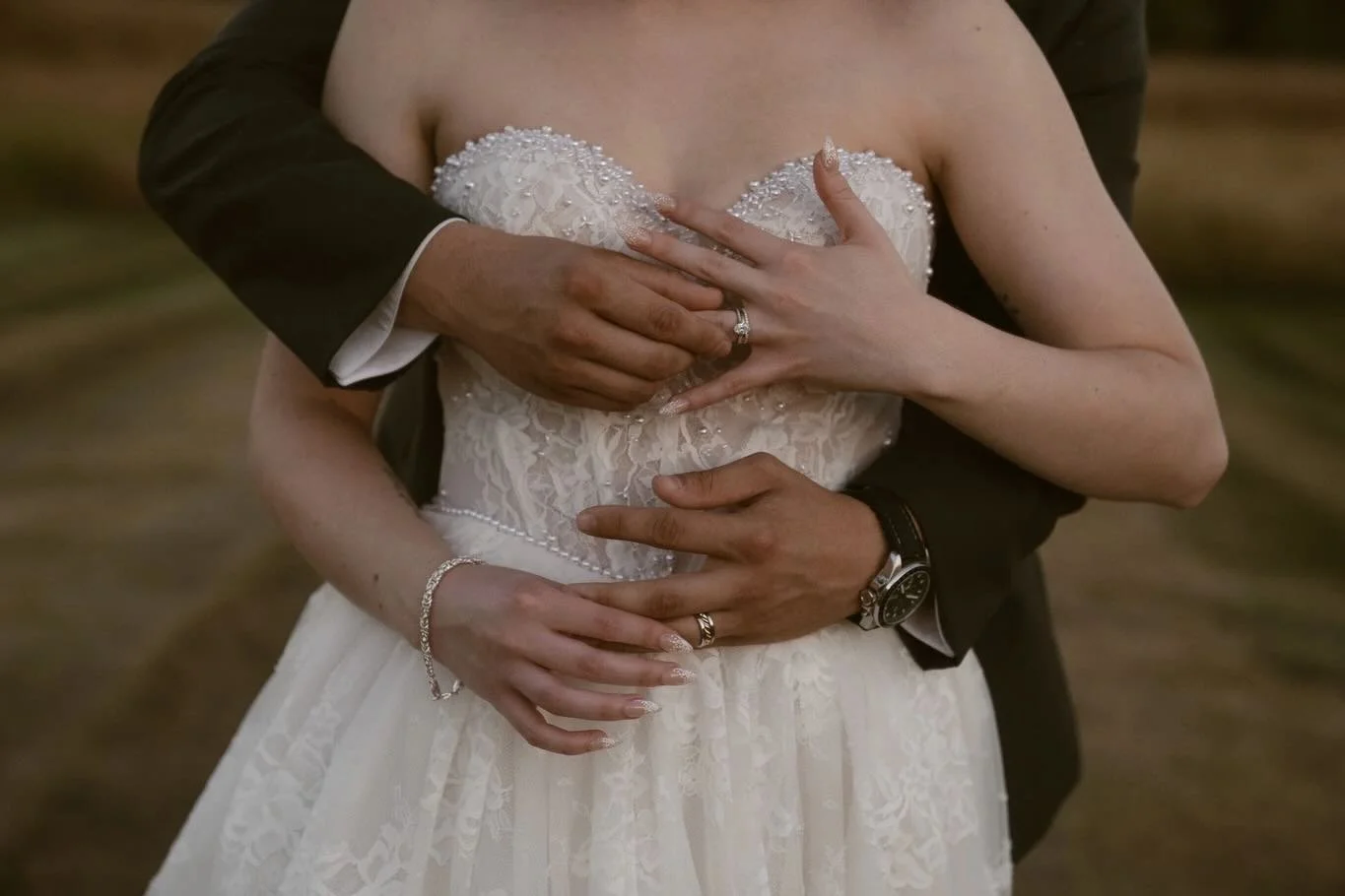 With this ring...💍

Check out Makaela &amp; Tyler&rsquo;s big day on the blog!

Dress: @martinalianabridal from Something Blue Bridal
Photography: @barstow_photo 
Venue:  @newjourneyfarms 
Bride&rsquo;s Bouquet: @flowersandfriends_flora 
Design: @wi