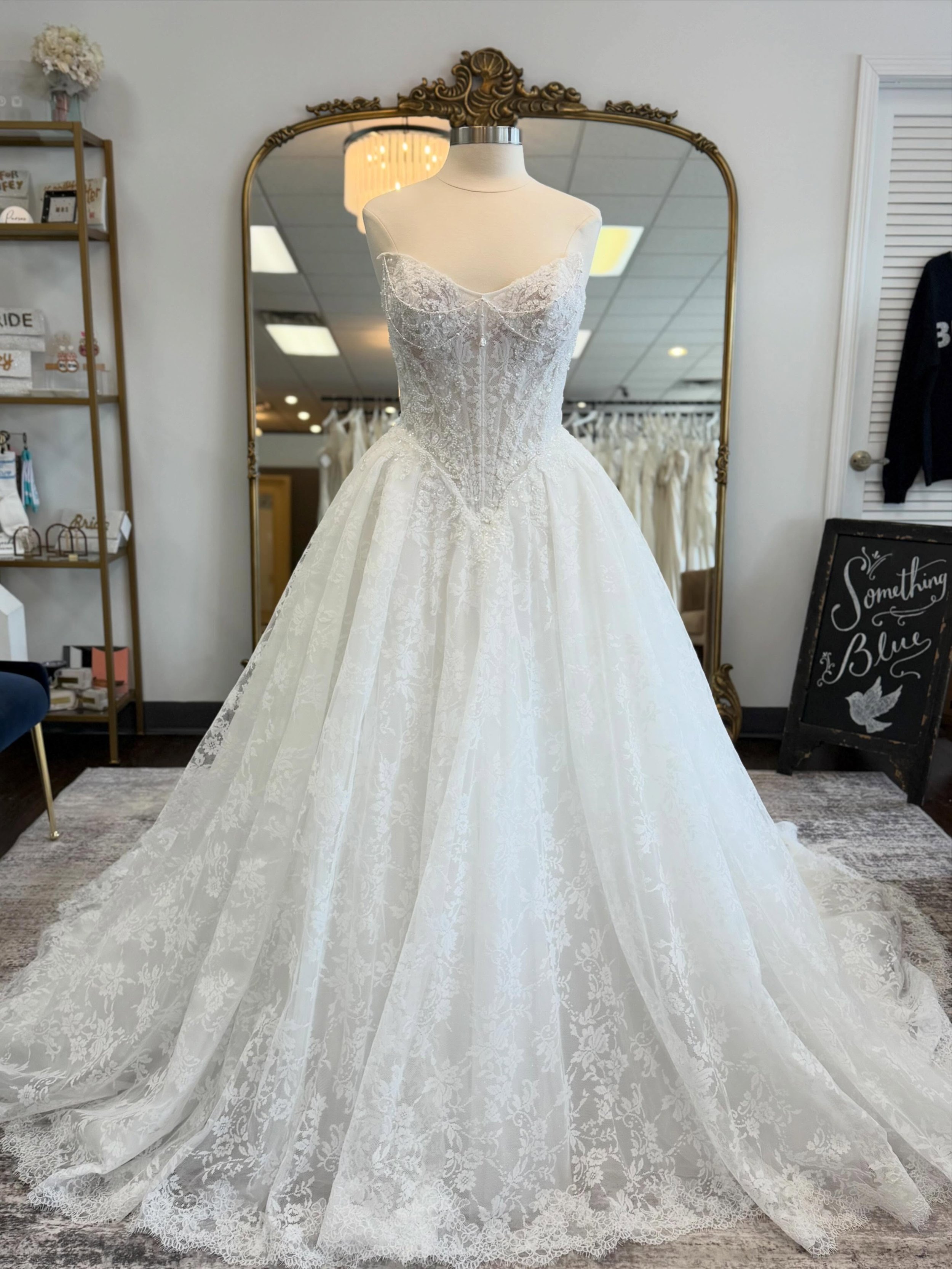Brides, this is your sign to try the ballgown ✨🤍

This is a stunning new @maggiesotterodesigns that is perfect for #weddinggownwednesday! This gorgeous gown features beaded &amp; sequin lace details, a basque waistline, and draped pearls! 

#wgw #so