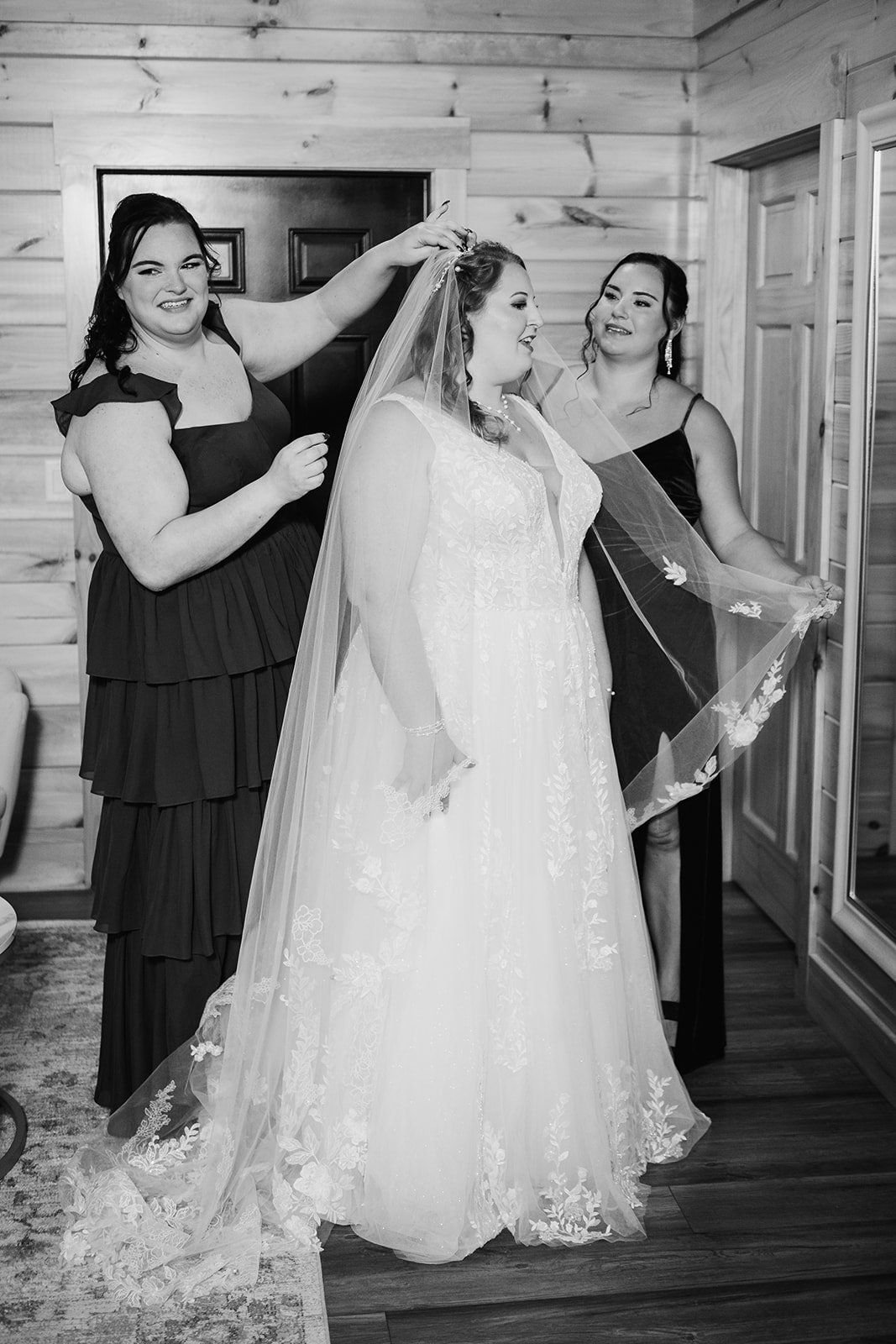 WDSherrickNorthLakeWeddingsBridePrep (94 of 99).jpg