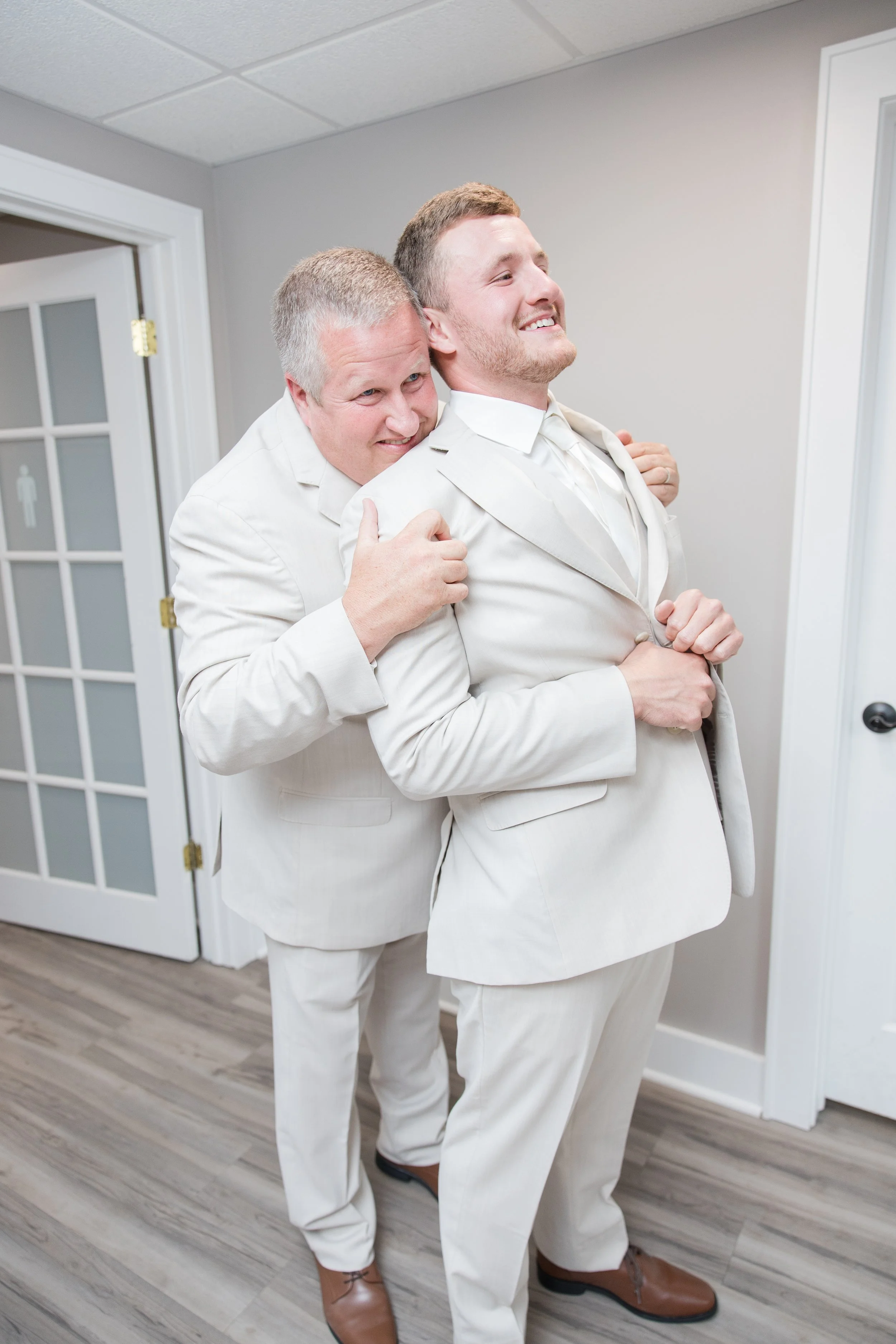 AGP-Sarah+Michael-1717.jpg