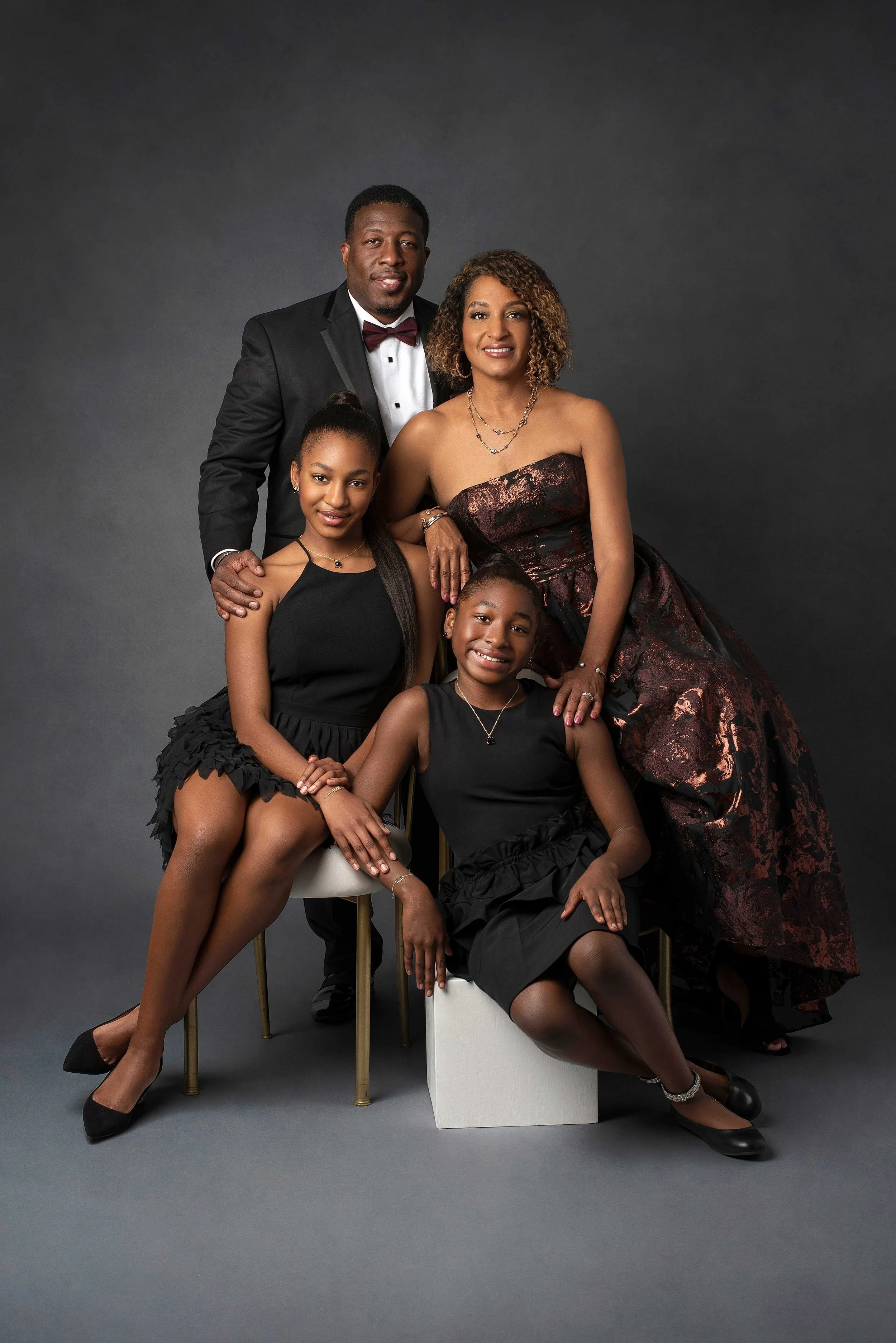 Crafting Everlasting Memories: Essential Tips for Family Photography Sessions