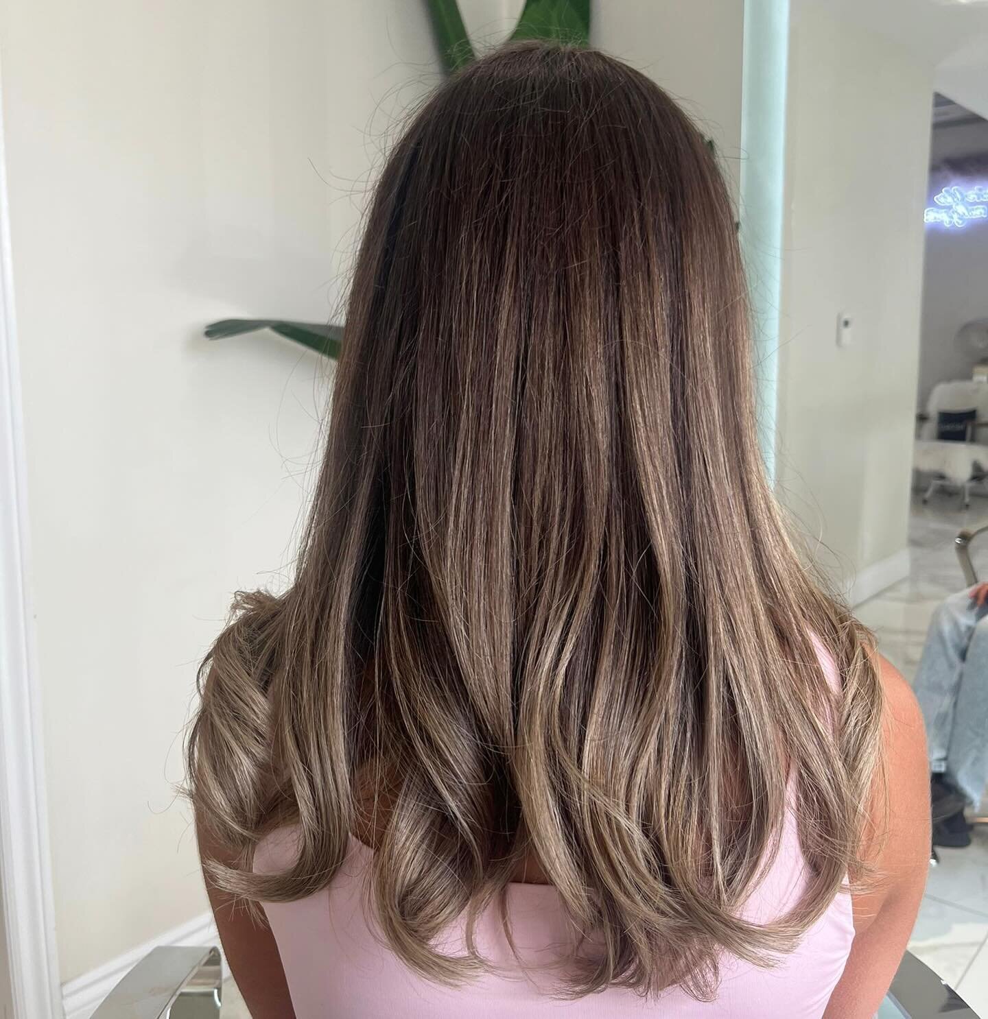 Life is better with Balayage 😍

By Stylist Flo

#fallhair #fallhaircolor #bbbeautybabe #bbbeautybtq #bbbeautyhair #bradfordhairsalon #bradfordhairstylist #redken #redkenobsessed #haircolorist 
#hairgoals #balayage #balayagehighlights #balayagestylis