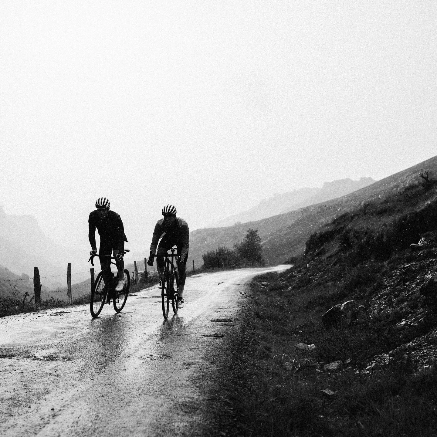 #becoolridebikes #enduromtb #visitdurango #enduro #cycling #mountainbike #TrailAdventures #dhmtb #mtbride #bikepark #mtbforlife #bike #mtbnation #downhill #freeridemtb #mtblovers #skipuratory #mtbtrails #Durangocolorado #bikerental #BrimstoneRides #d