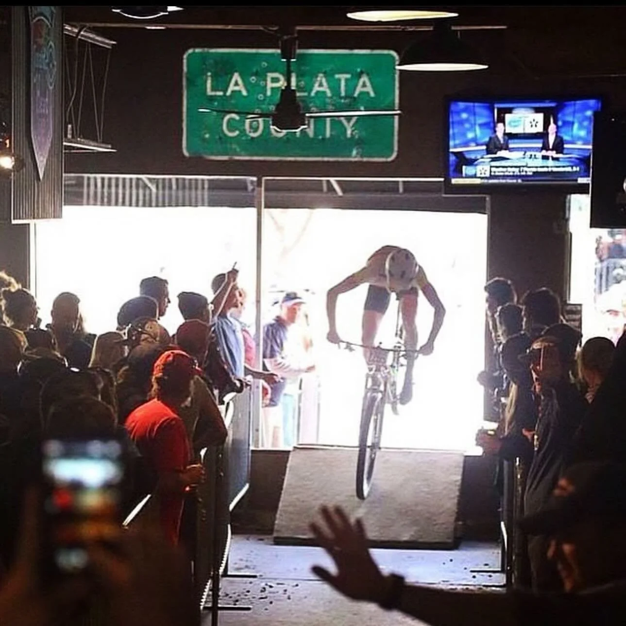 Racing thru Steamworks Brewery #becoolridebikes #enduromtb #visitdurango #enduro #cycling #mountainbike #TrailAdventures #dhmtb #mtbride #bikepark #mtbforlife #bike #mtbnation #downhill #freeridemtb #mtblovers #skipuratory #mtbtrails #Durangocolorado