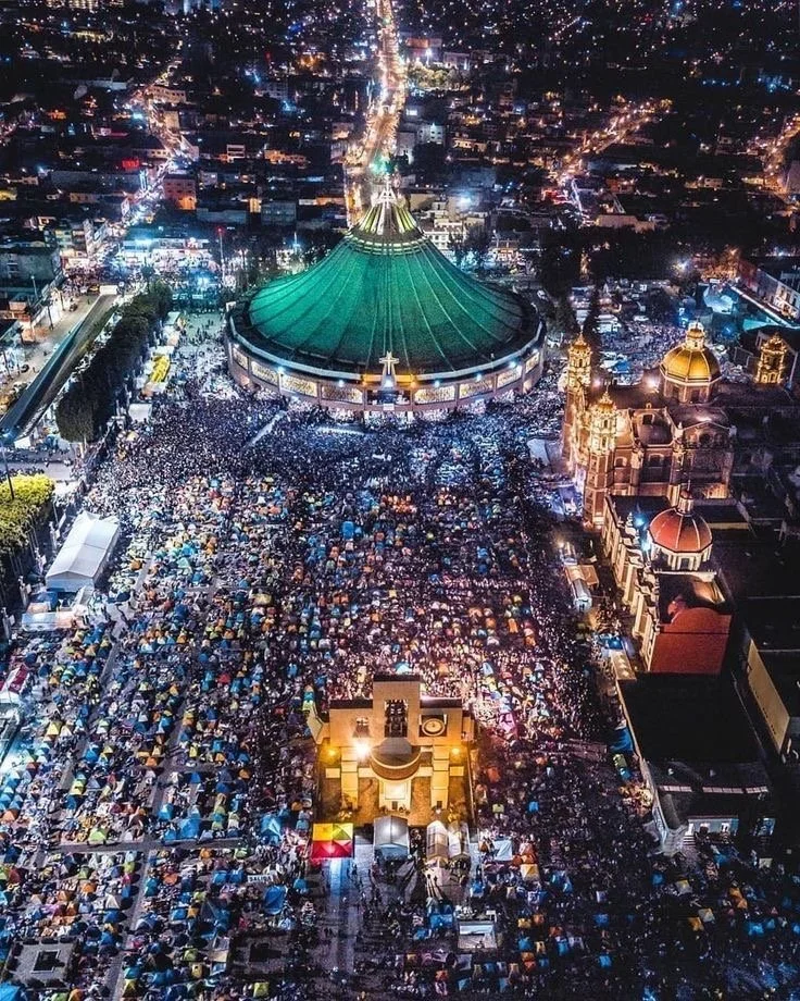 BASILICA DE GUADALUPE.JPG