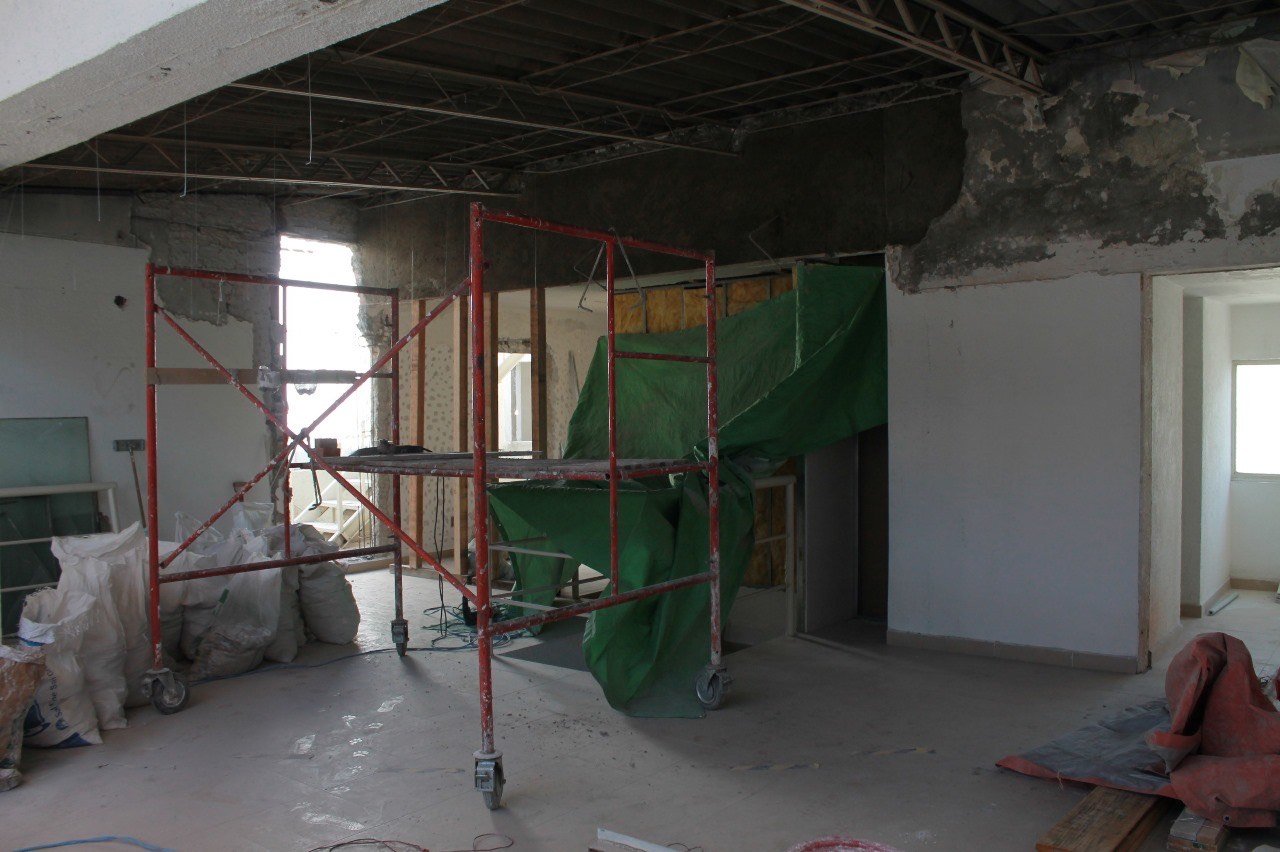 obra plafon business.jpeg