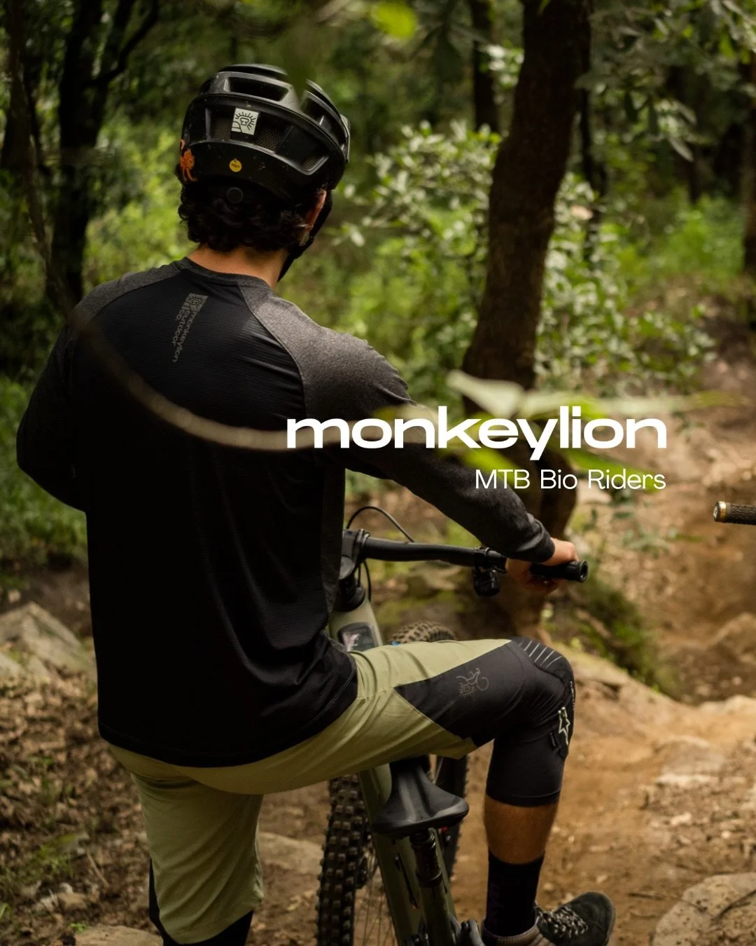 Monkeylion esta listo para tu siguiente Aventura! 

Este short esta hecho con tela que cuida tu piel! El certificado Oeko-Tex es parte de nuestro est&aacute;ndar en las prendas MonkeyLion 

Con todo lo que necesitas en un short espec&iacute;fico para
