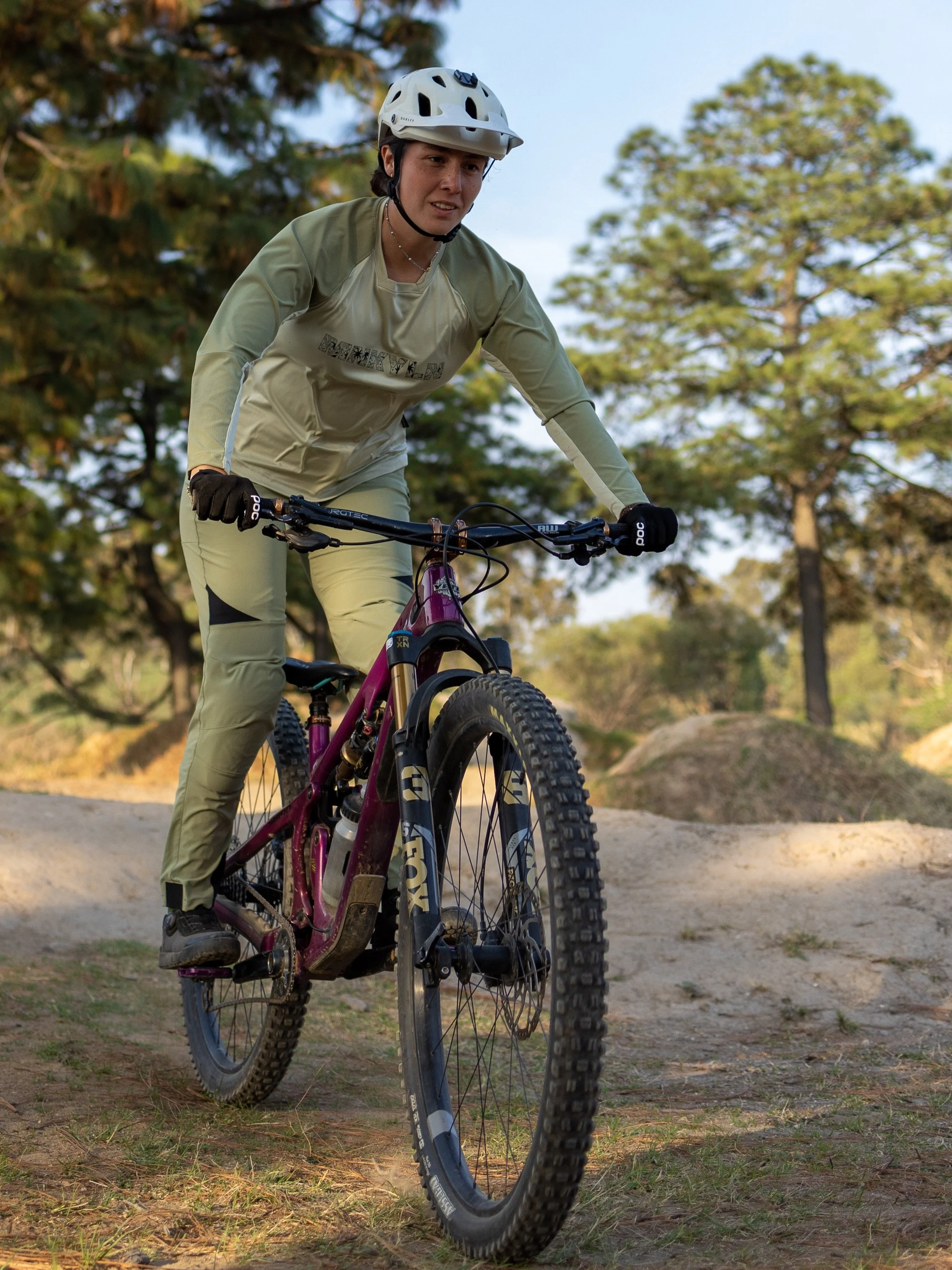 Los Pantalones MTB Bio son perfectos para esas rodadas exigentes donde necesitas rendimiento al maximo!