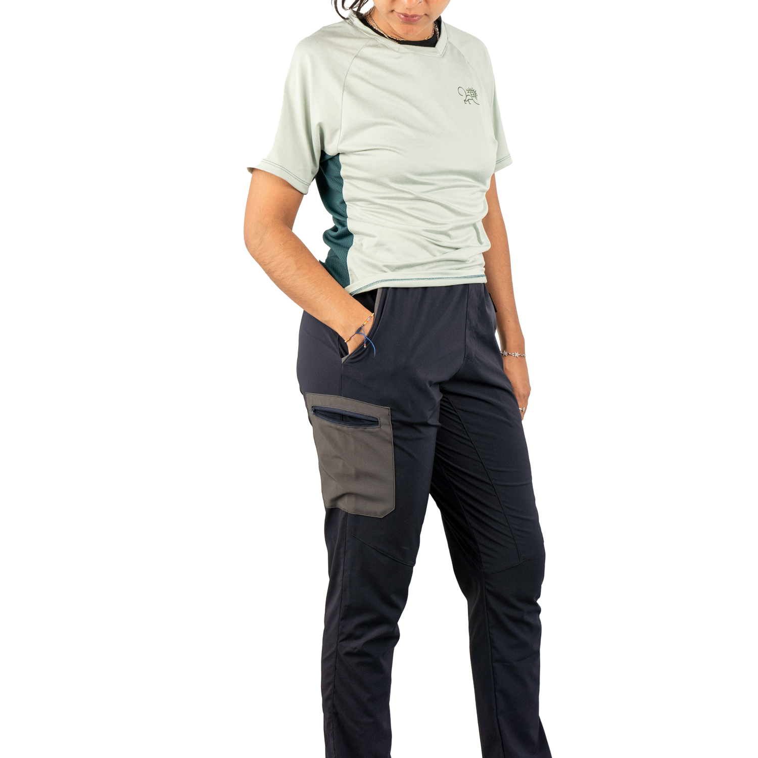 all-mountain-pants-mtb-women-model-1.png