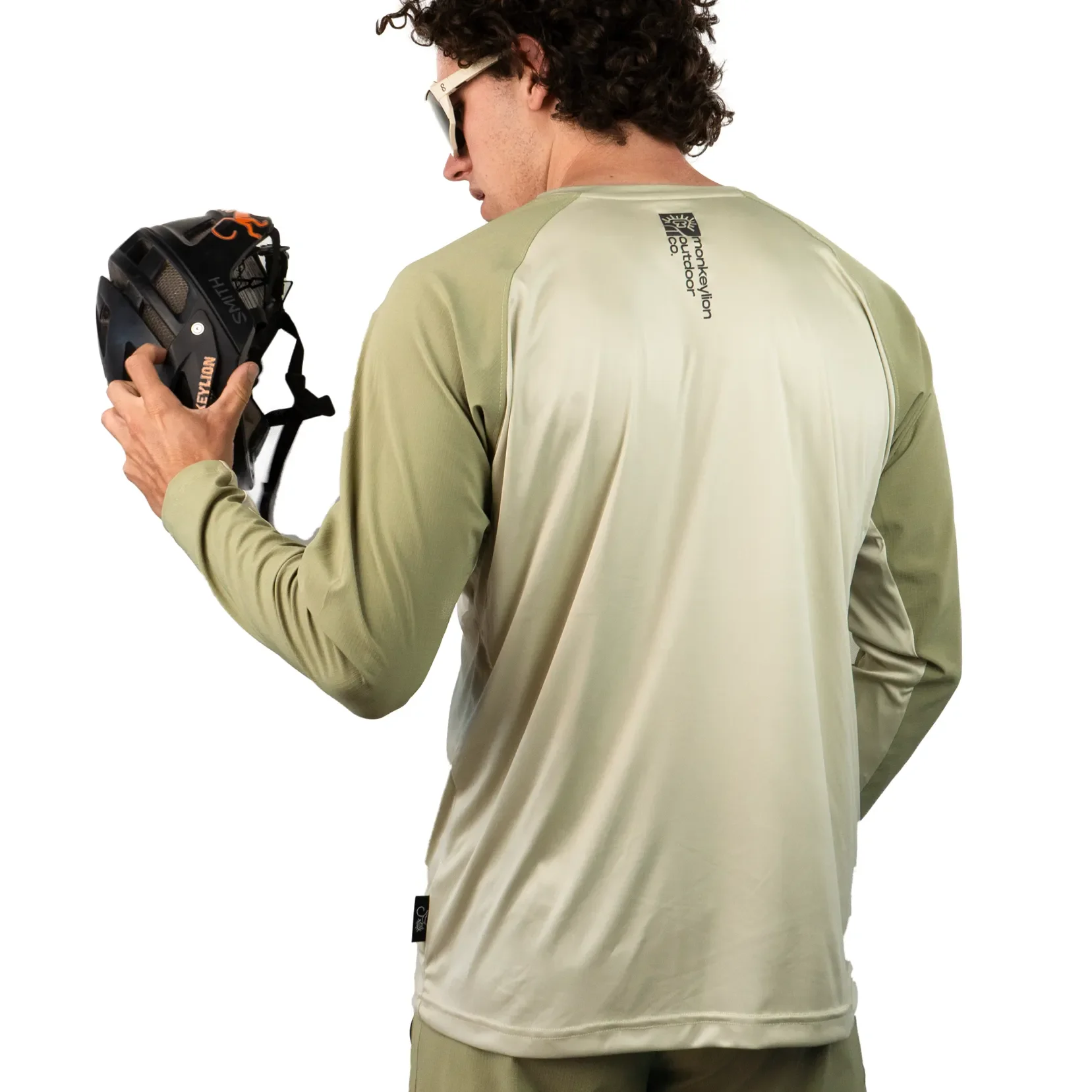 MTB-Jersey-Green-men-model-back.webp