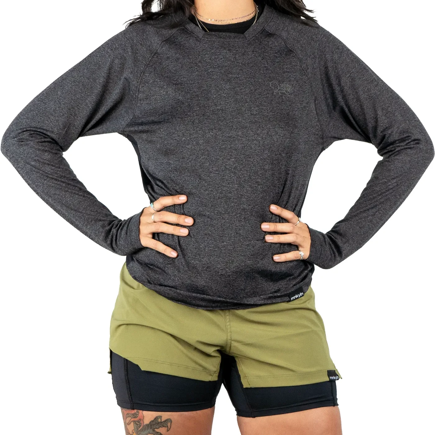 short-runnin-green-women-monkelion-model-front.webp