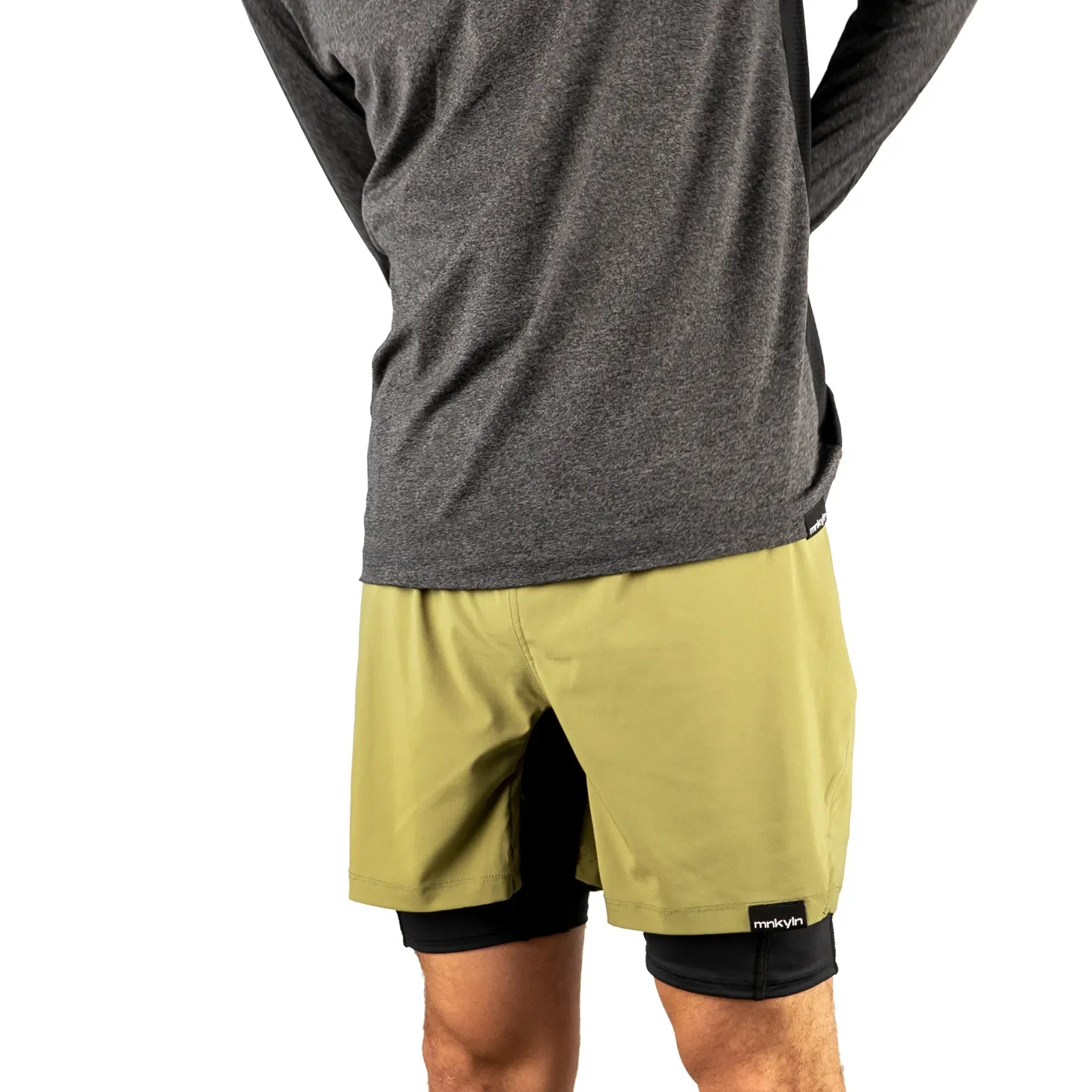 monkeylion-runnin-short-spring-summer-collection-26-model.webp