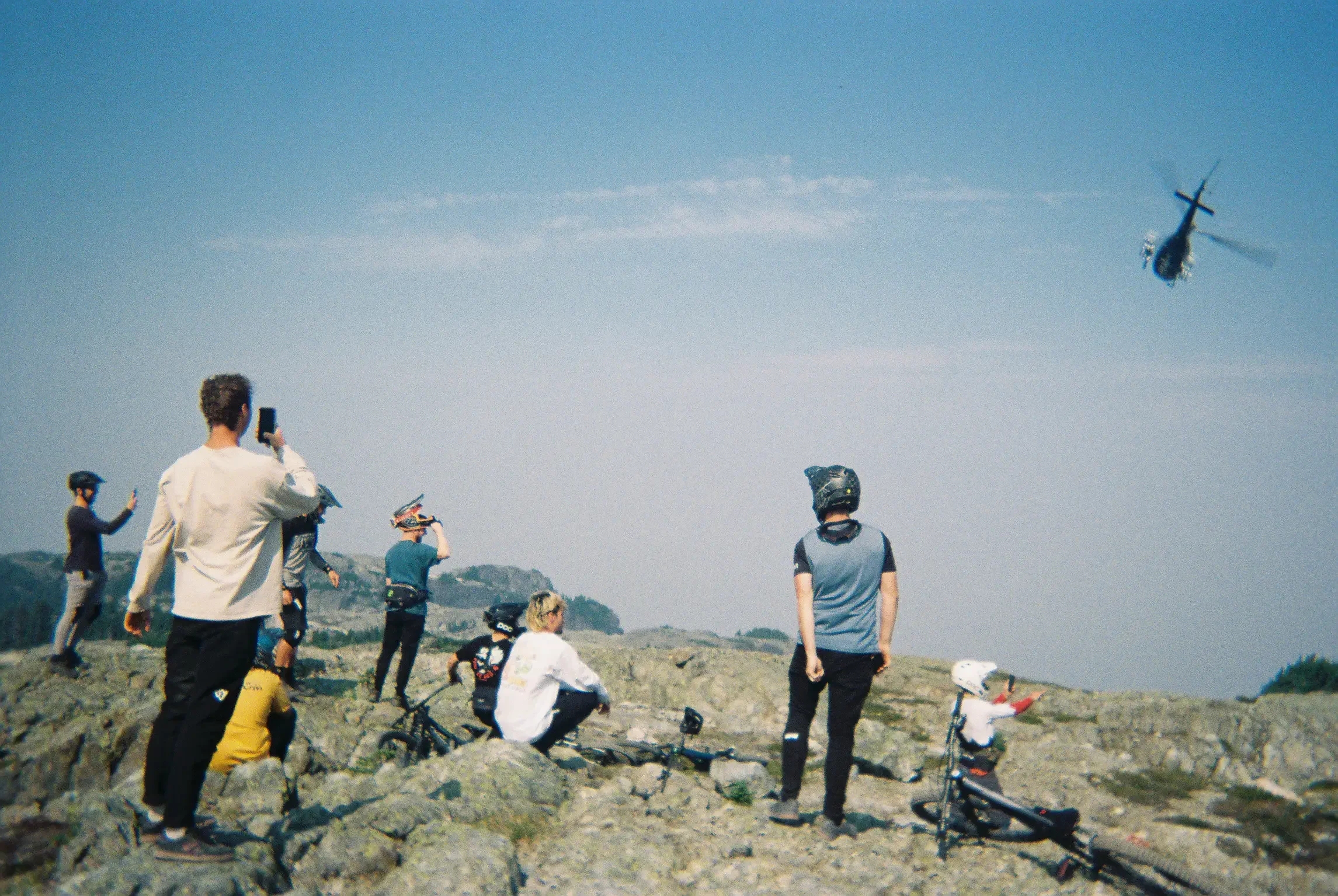 mtb-riders-at-the-top-of-the-mountain