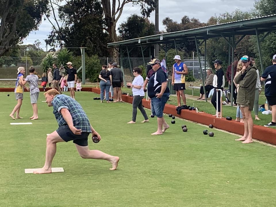 2022 December - Barefoot bowls