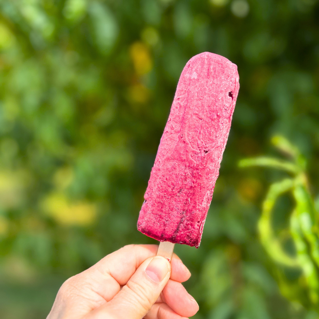 berry cheesecake pop.png