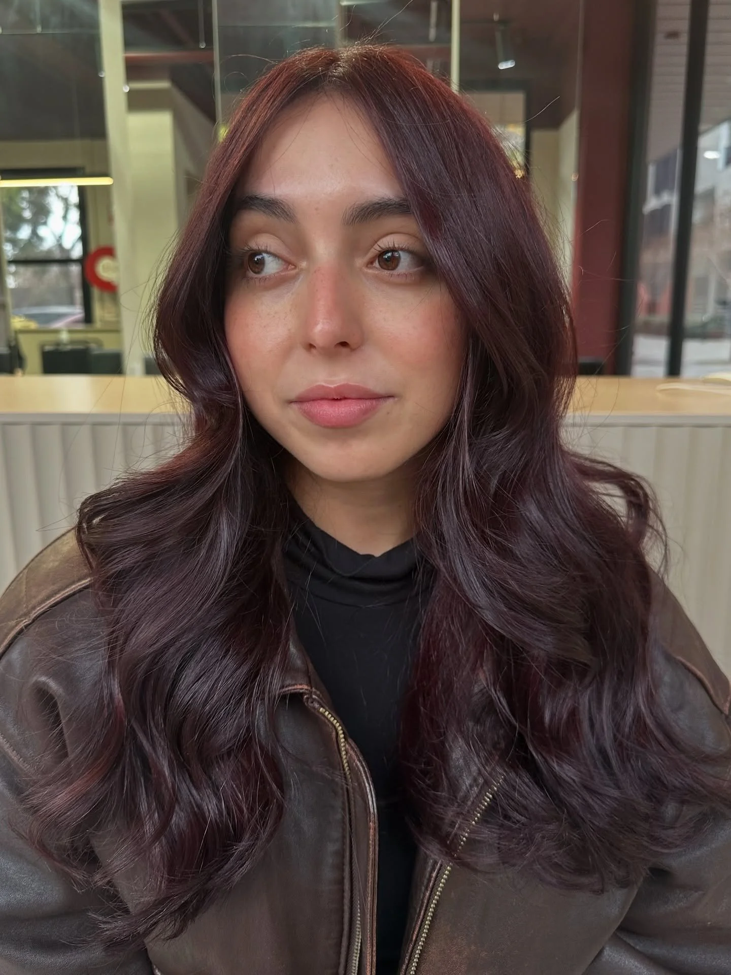 A burgundy moment. 💋