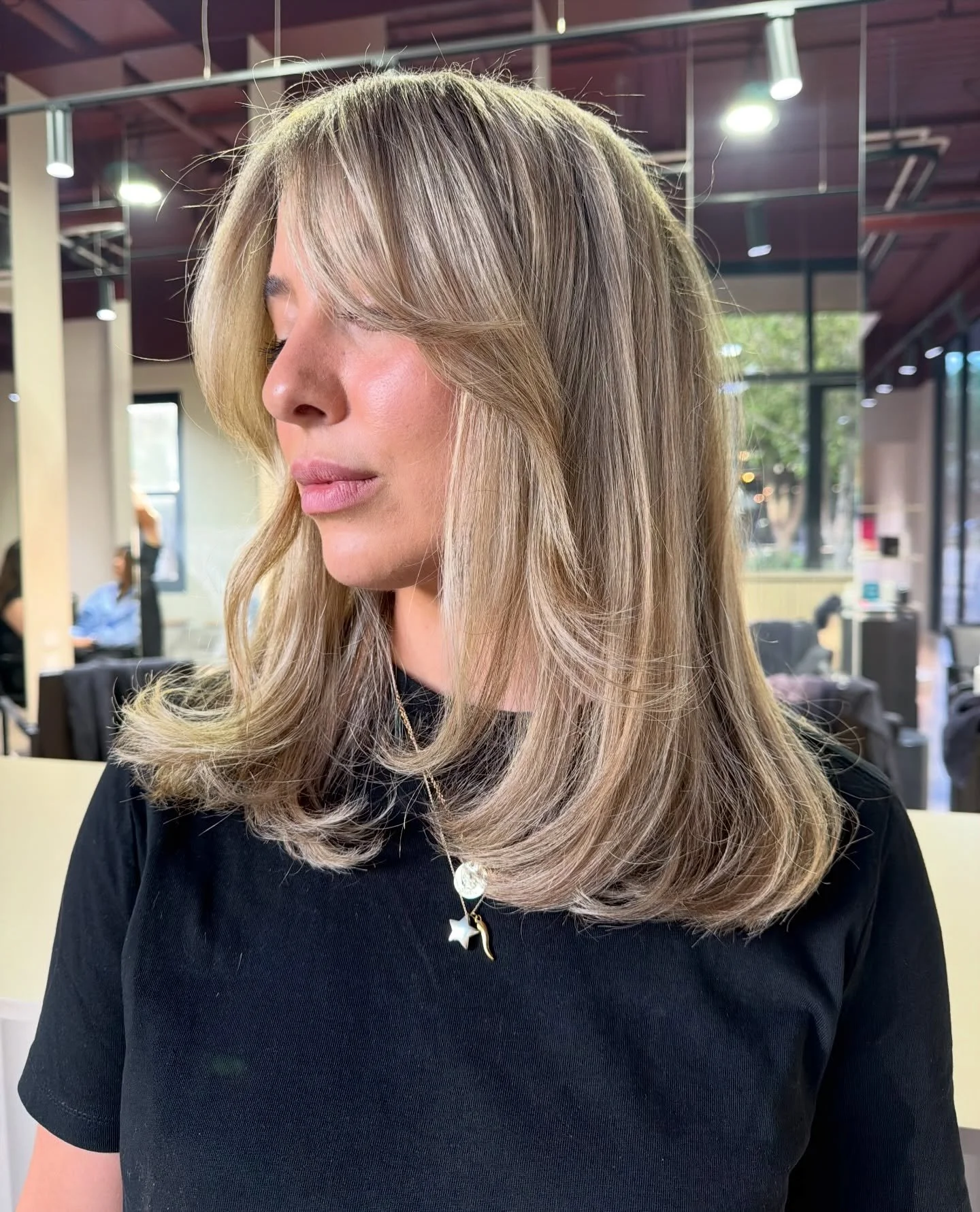 Its giving Sabrina carpenter ❤️&zwj;🔥💥⚡️