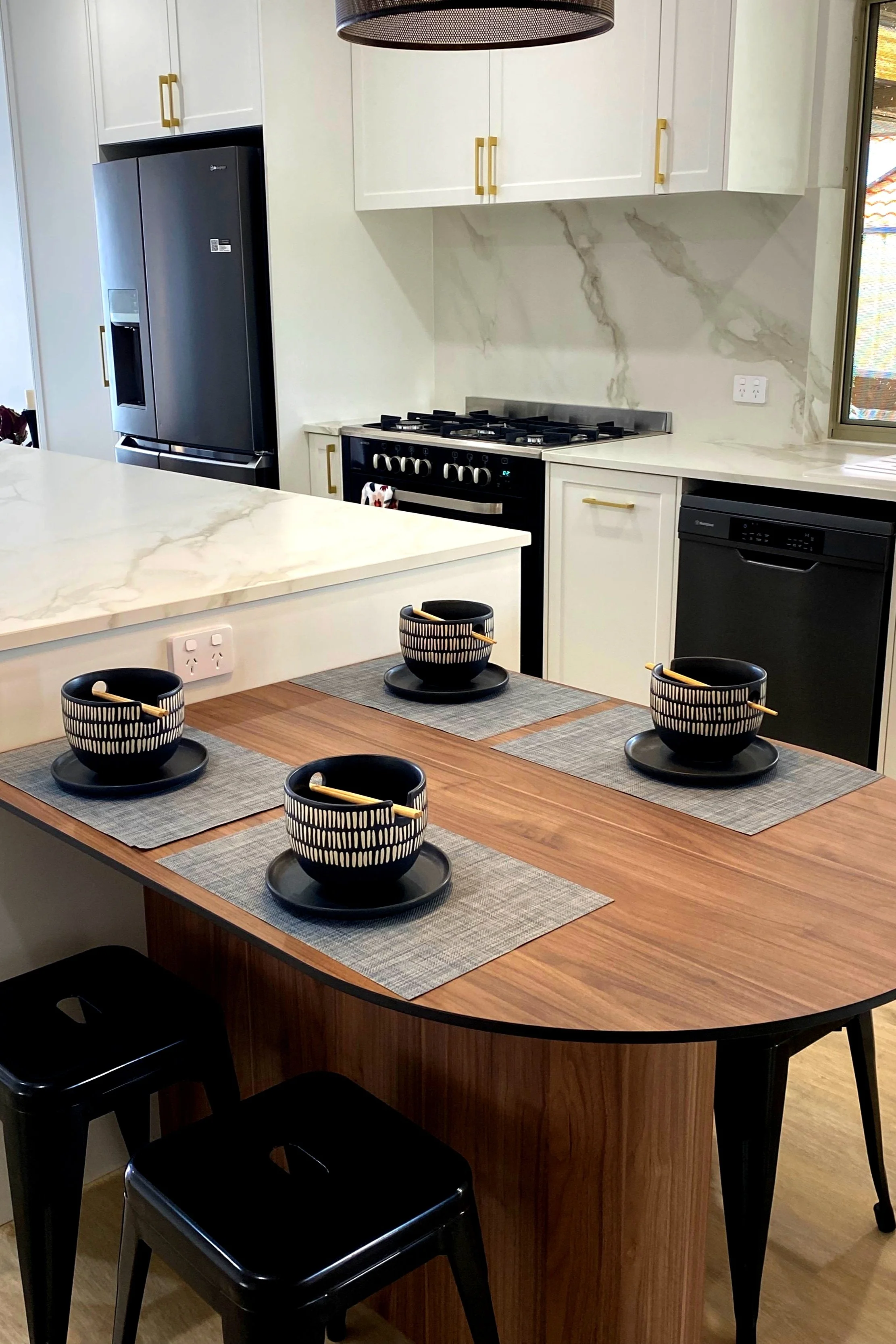 kitchen+dining+2.jpg