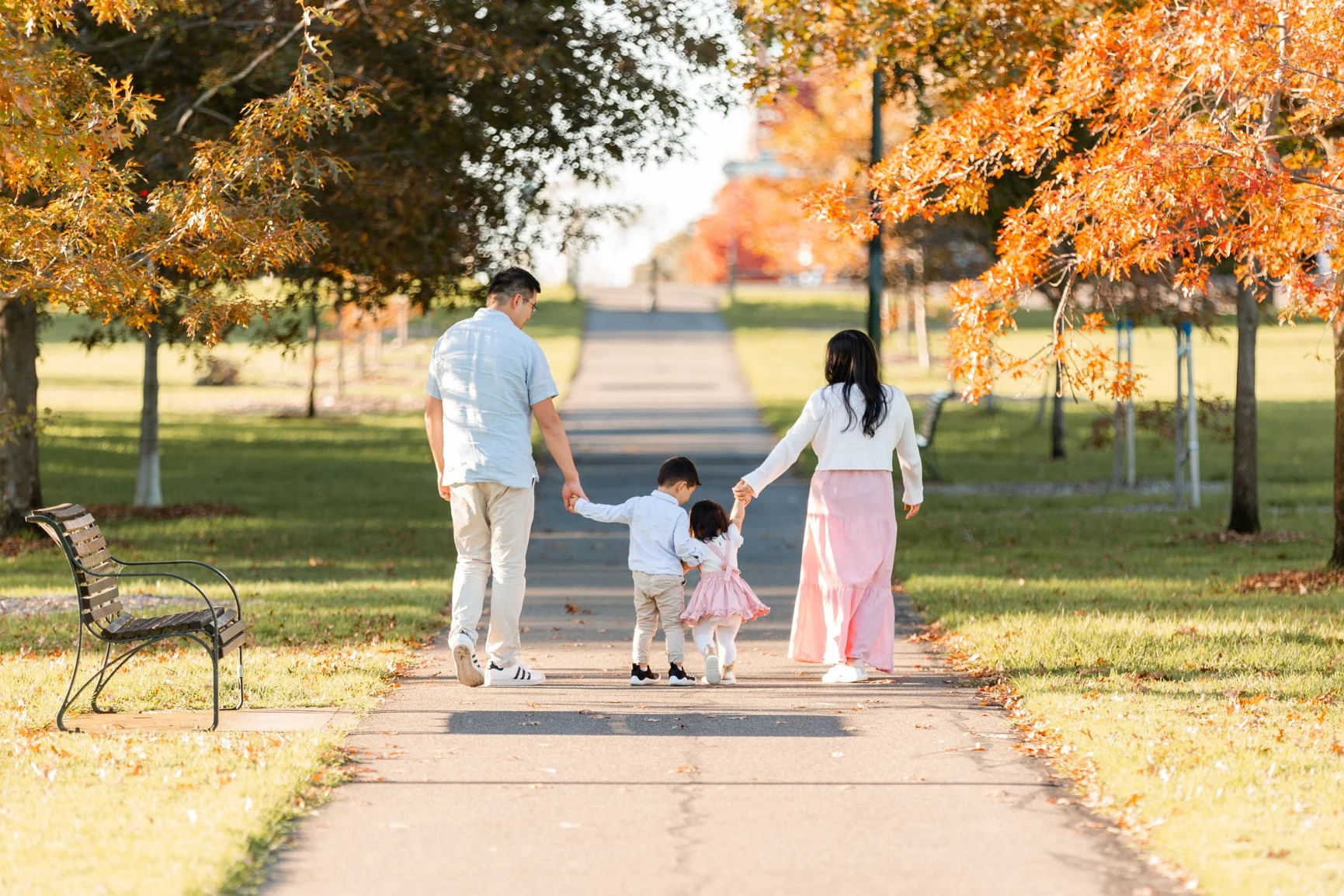 Missing the warm sunny autumn afternoons 💛🧡🤎
@stephlyseav 
.
.
.
#ammylamphotography #melbournefamilyphotographer #lifestylephotography #melbournelifestylephotographer 
#naturalfamilyphotographymelbourne #familyphotographermelbourne #goldenlightch