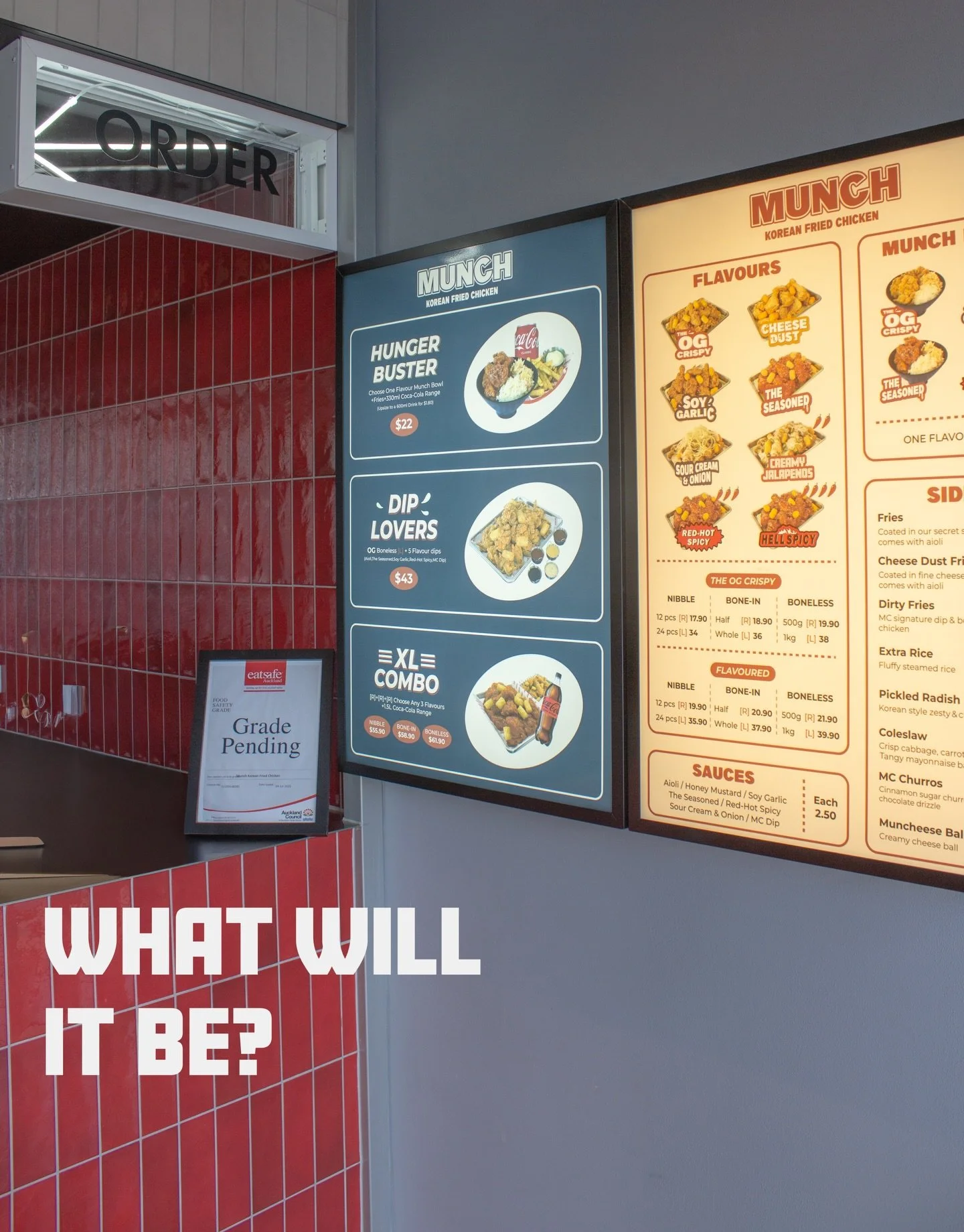 What do you say? meNu this saturday at Munch? Tag a friend you wanna bring to MUNCH! 

#MunchChicken #akleats #Menu