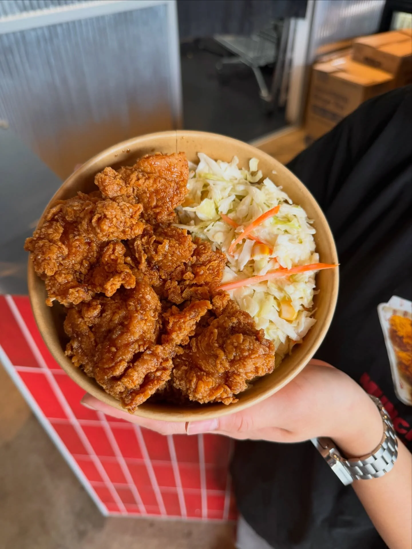 Get that crunch from Munch to take away 😜

#munchchicken #crunch #takeawayeats