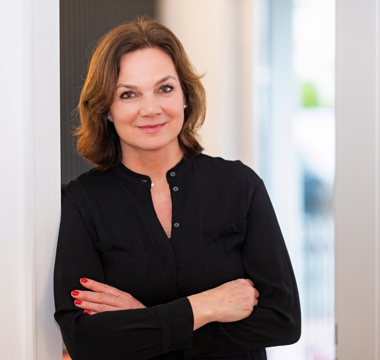 Tina Kirfel, KITICON Global Networks