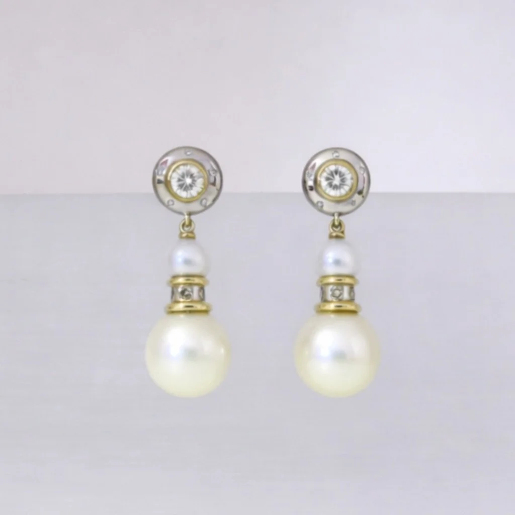 ✨Repurposed Jewelley✨ 

By repurposing their components, I recycled three pairs of neglected earrings into these lovely pearl and diamond drop earrings.  I reused the gold to make new parts and carefully reset the diamonds. I&rsquo;m thrilled with th