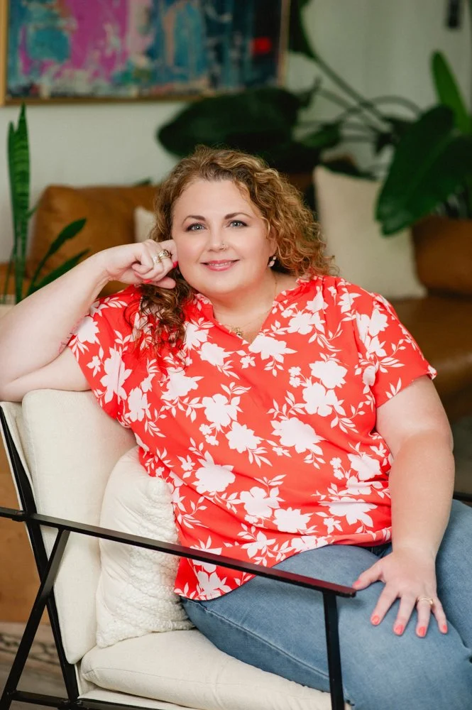 Laura Gordon is an EMDR Therapist near me and an eating disorder therapist in Horsham, PA