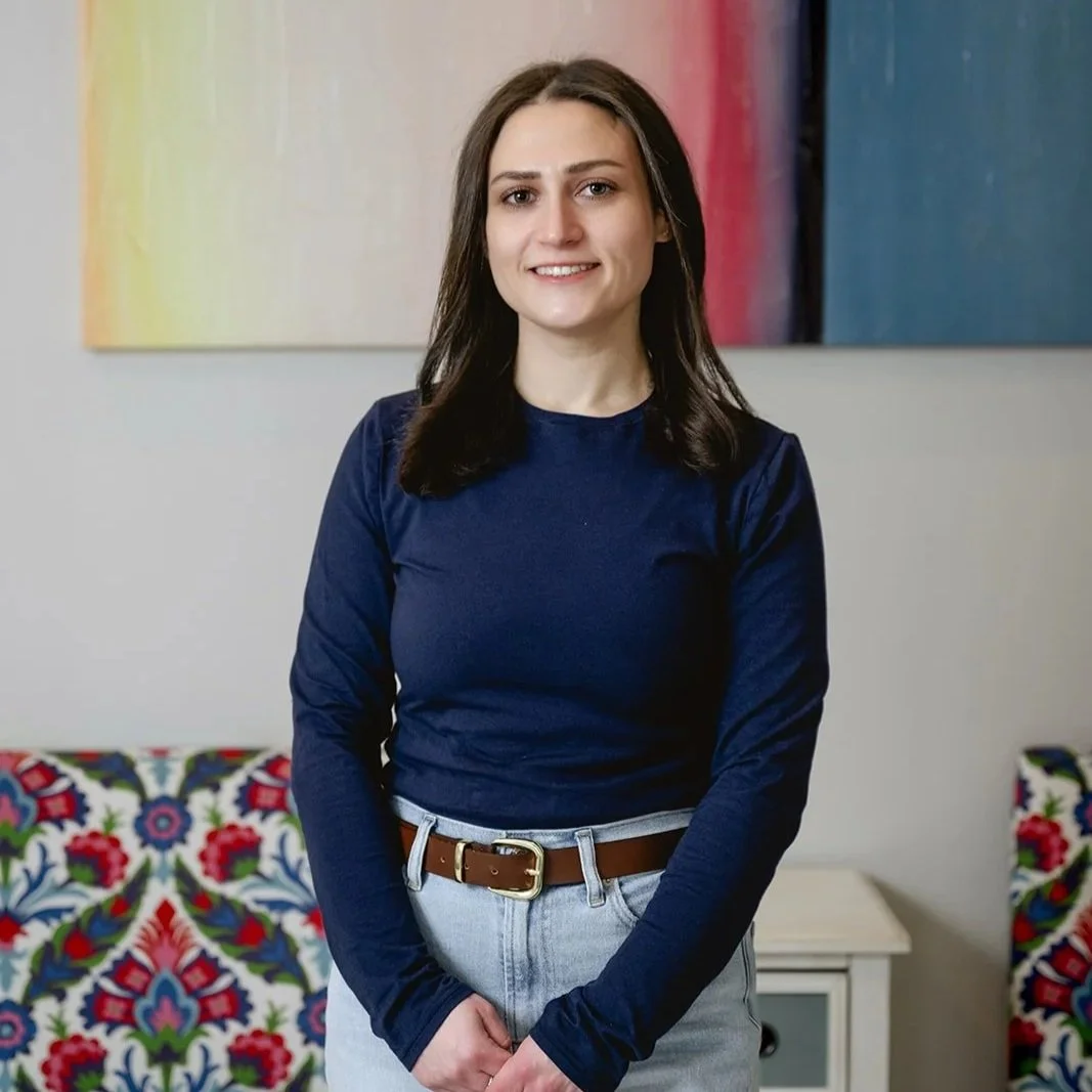 Bayley Saffier is an EMDR therapist in Horsham, Pa. She provides therapy for complex PTSD, betrayal trauma therapy and EMDR therapy near me.