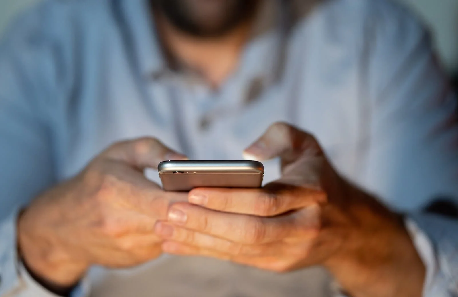 A close up of a person typing on their phone which could represent the stress of social media influences that eating disorder treatment in Montgomery County, PA can help address. Learn more about how a disordered eating therapist in Montgomery County