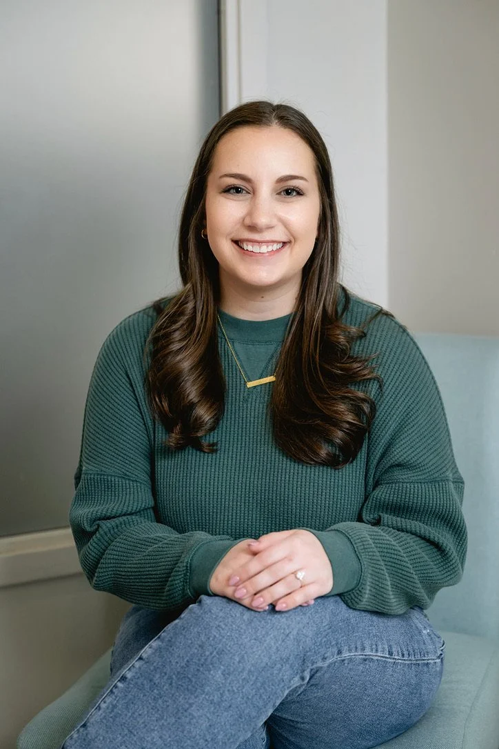 Portrait of Ashley Semmens,  trauma-informed ARFID therapist in Horsham PA, trained in EMDR and CBT-AR
