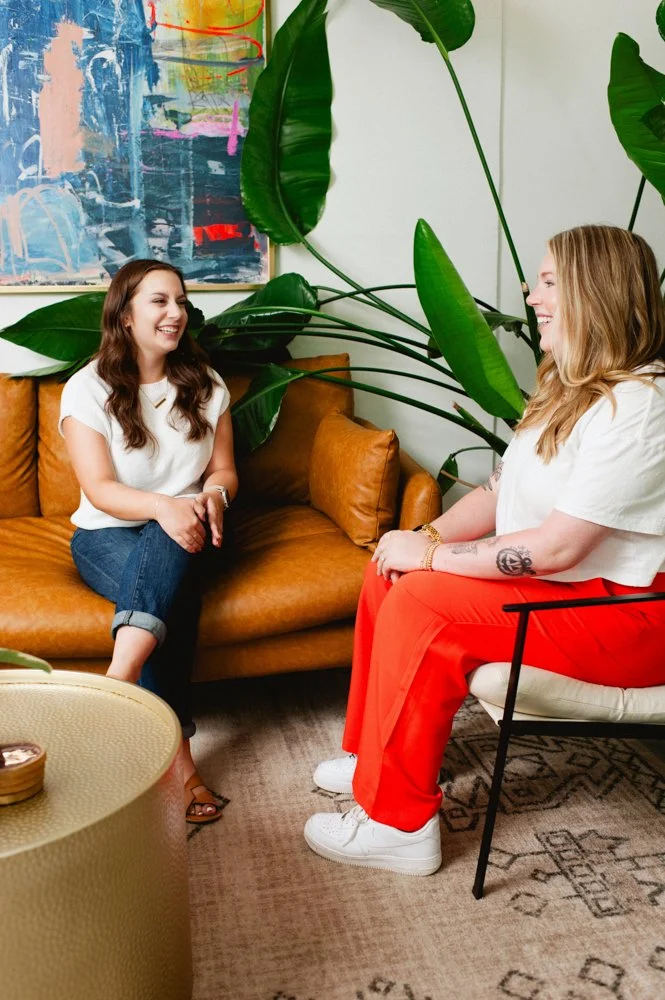 If you’re struggling with an eating disorder, it may be time to speak with an eating disorder therapist near me who understands. The emotional overwhelm can be isolating, but eating disorder therapy near me can help