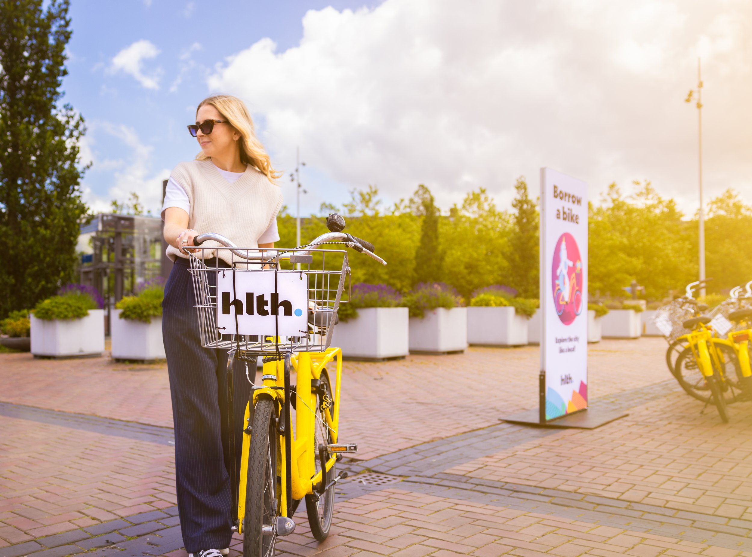 HLTH Europe 2024-signage-07.jpg