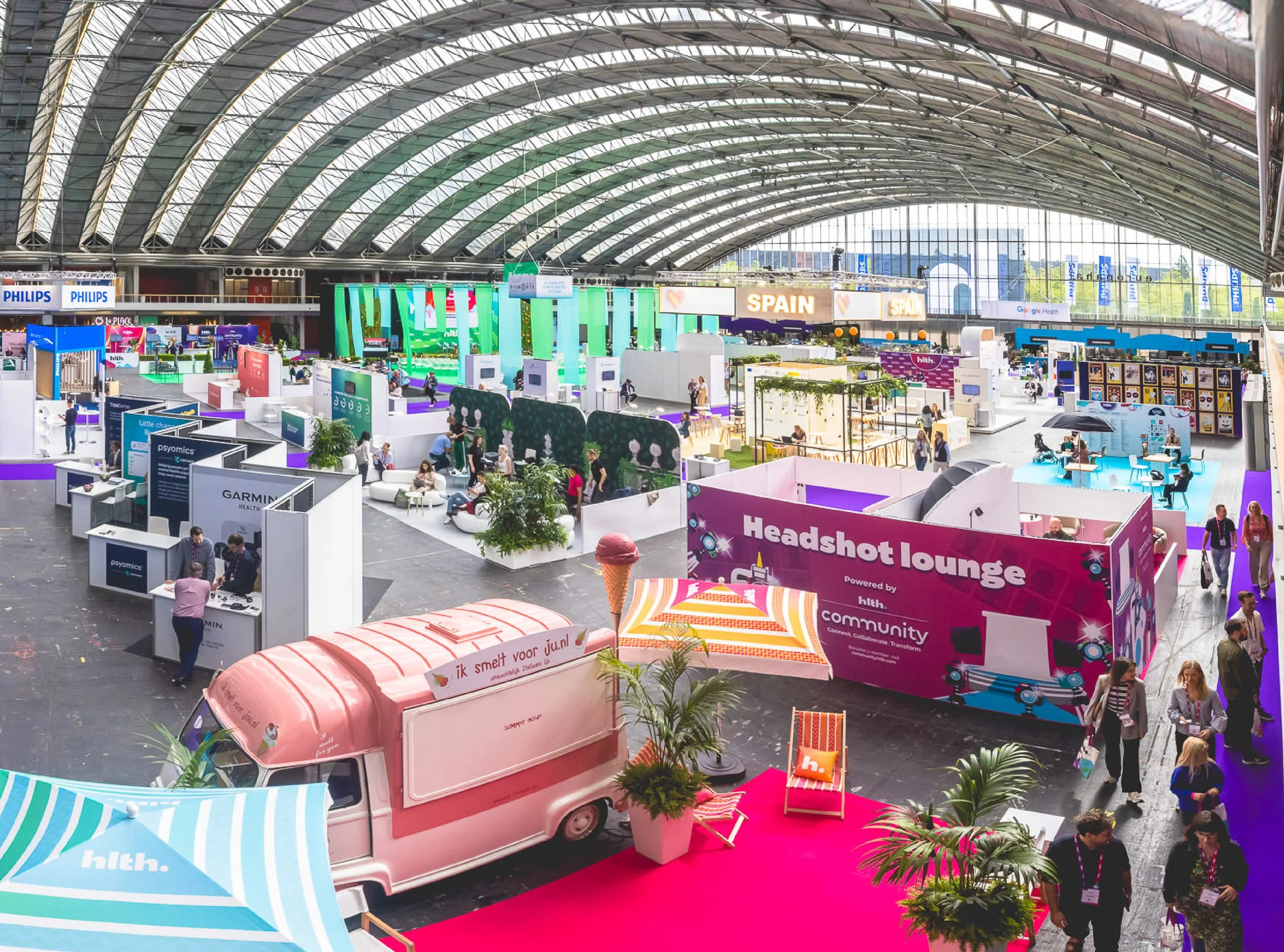 HLTH Europe 2024-Exhibit hall wide shots-05-02.jpg
