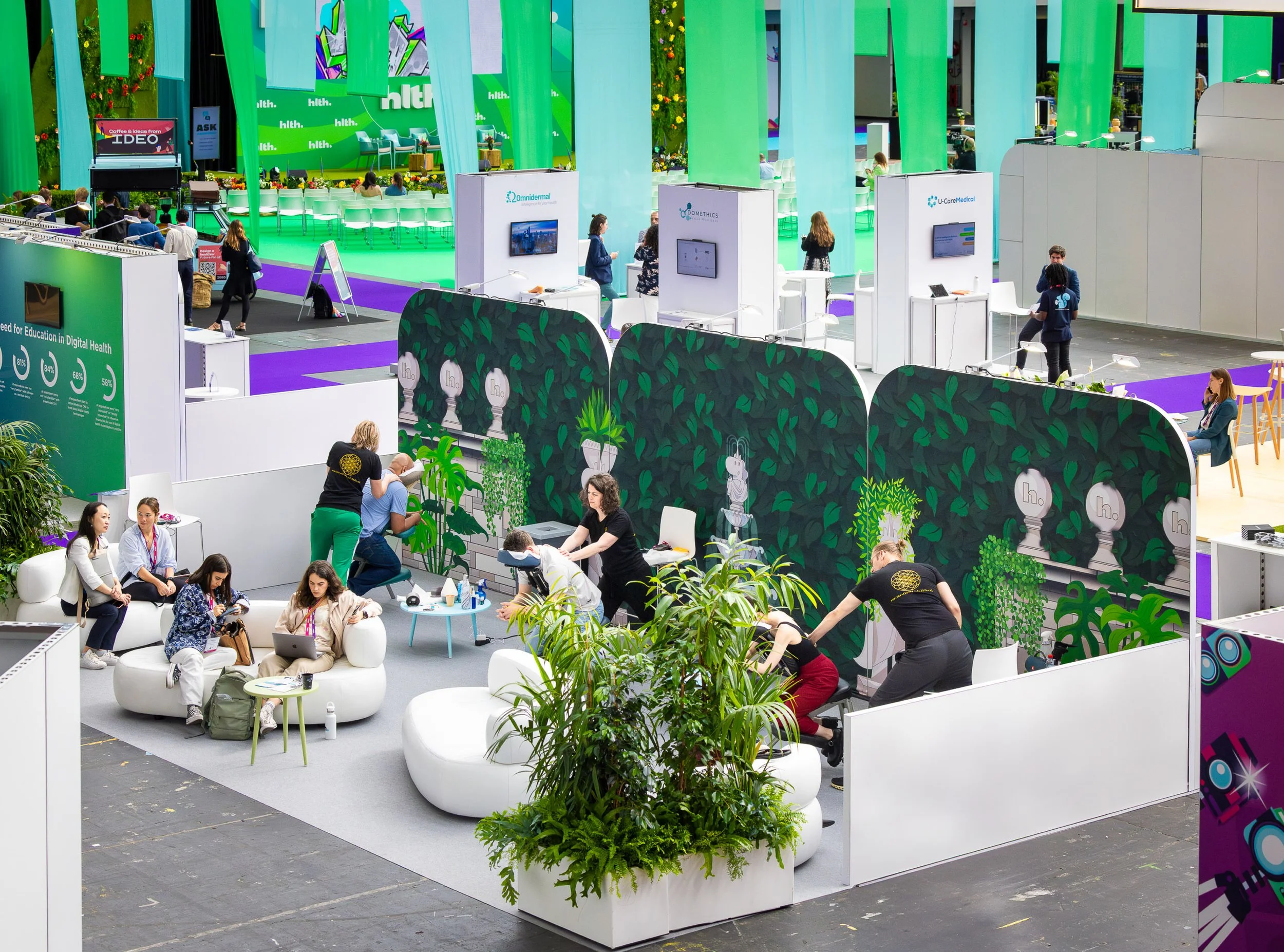 HLTH Europe 2024-Exhibit hall activations-03.jpg
