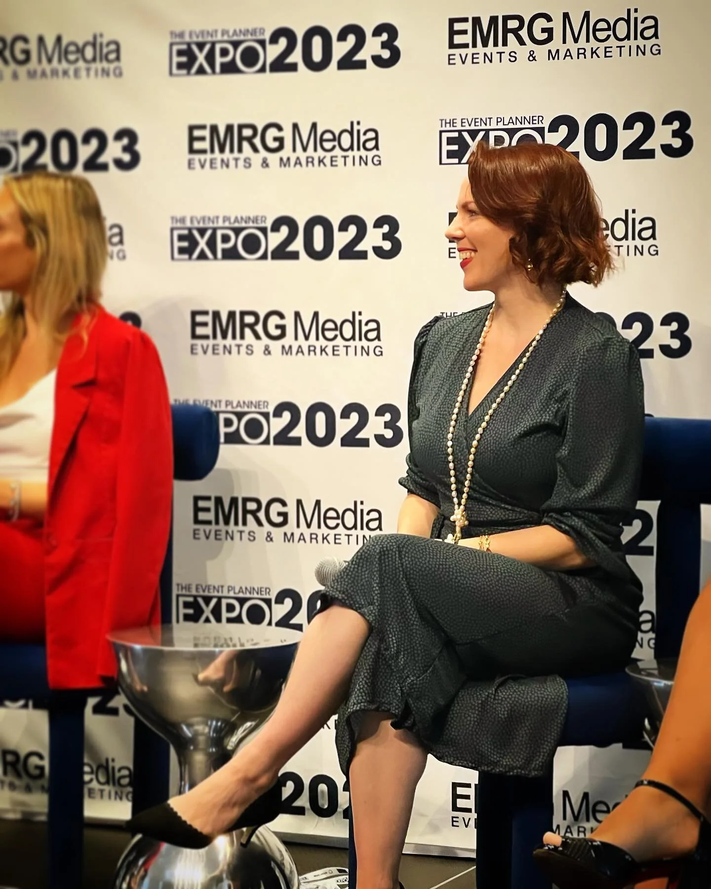 POV: When you&rsquo;re speaking on an Events Trend panel at @theeventplannerexpo in NYC and someone in the audience has been to your @drunkyoga class (and is a vocally enthusiastic fan!) 💁&zwj;♀️. 

It was inspiring to be amongst fellow industry pro